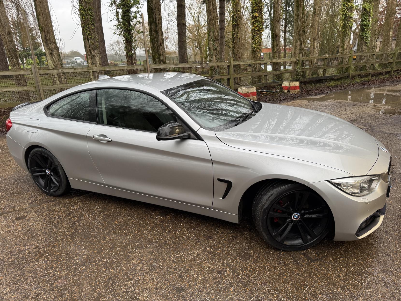 BMW 4 Series 2.0 420i Sport Coupe 2dr Petrol Manual Euro 6 (s/s) (184 ps)