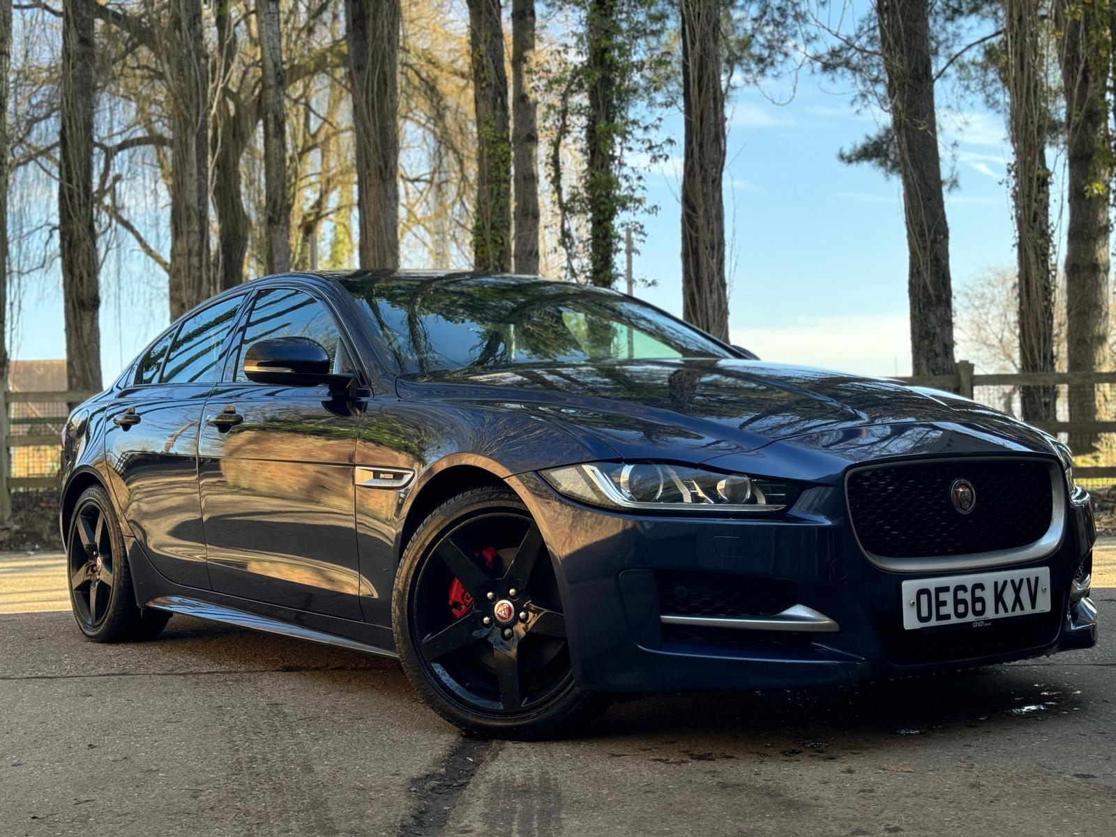 Jaguar XE 2.0d R-Sport Saloon 4dr Diesel Auto Euro 6 (s/s) (180 ps)