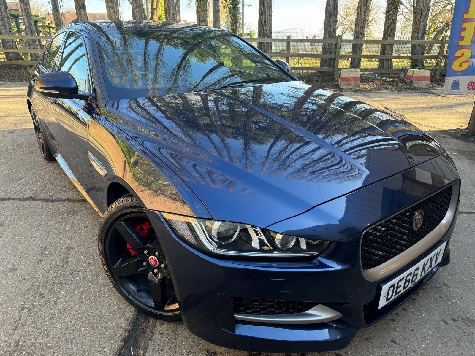 Jaguar XE 2.0d R-Sport Saloon 4dr Diesel Auto Euro 6 (s/s) (180 ps)