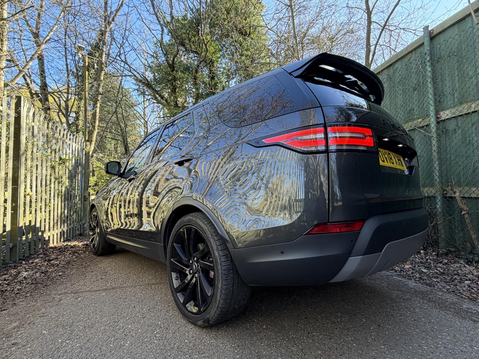 Land Rover Discovery 2.0 SD4 HSE Luxury SUV 5dr Diesel Auto 4WD Euro 6 (s/s) (240 ps)