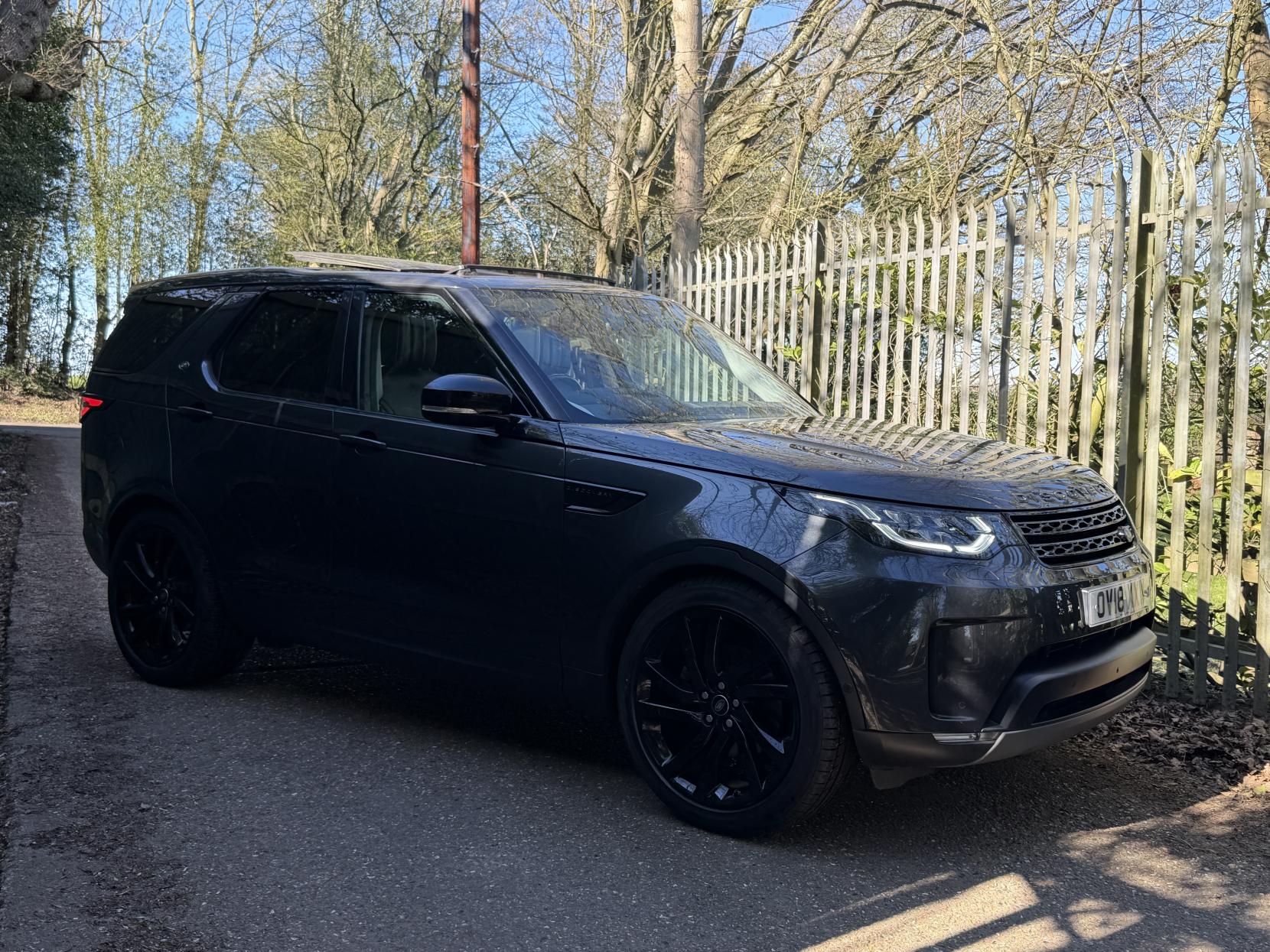 Land Rover Discovery 2.0 SD4 HSE Luxury SUV 5dr Diesel Auto 4WD Euro 6 (s/s) (240 ps)