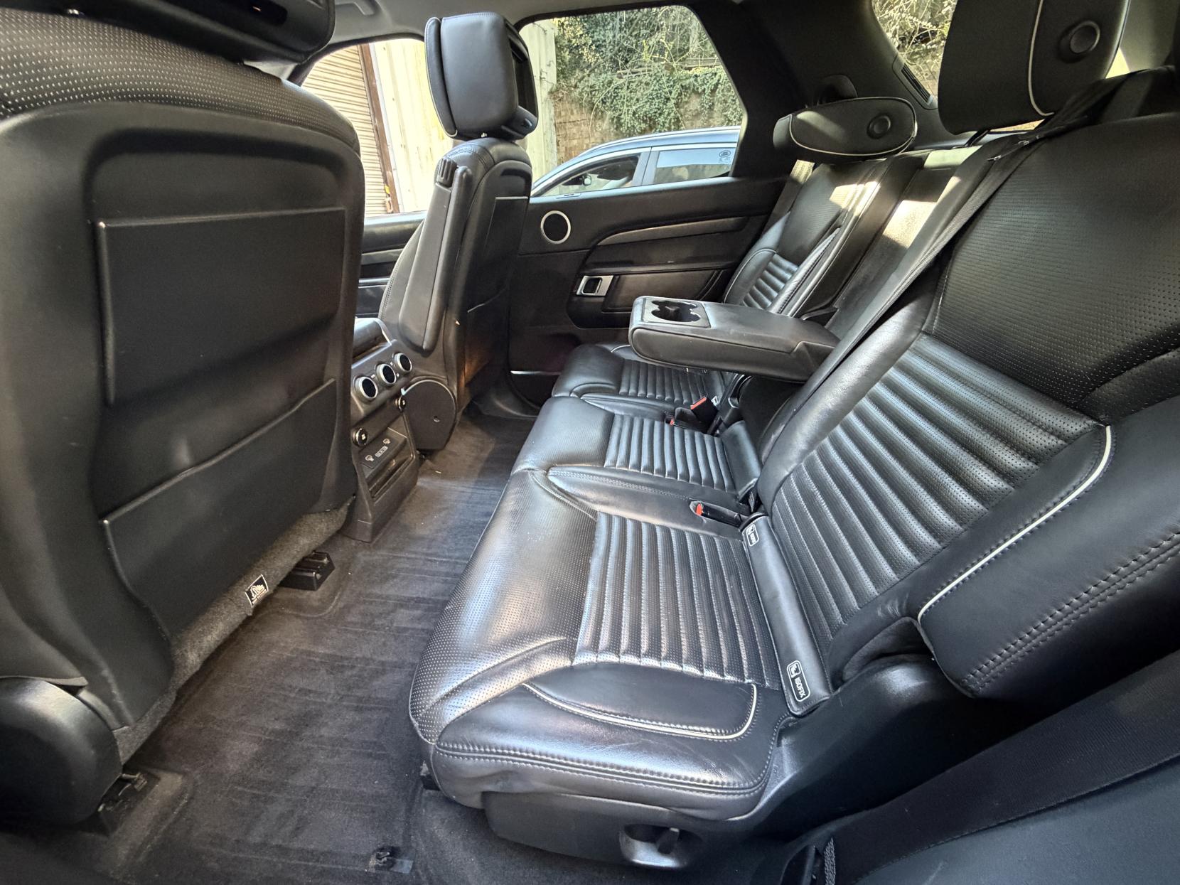 Land Rover Discovery 2.0 SD4 HSE Luxury SUV 5dr Diesel Auto 4WD Euro 6 (s/s) (240 ps)