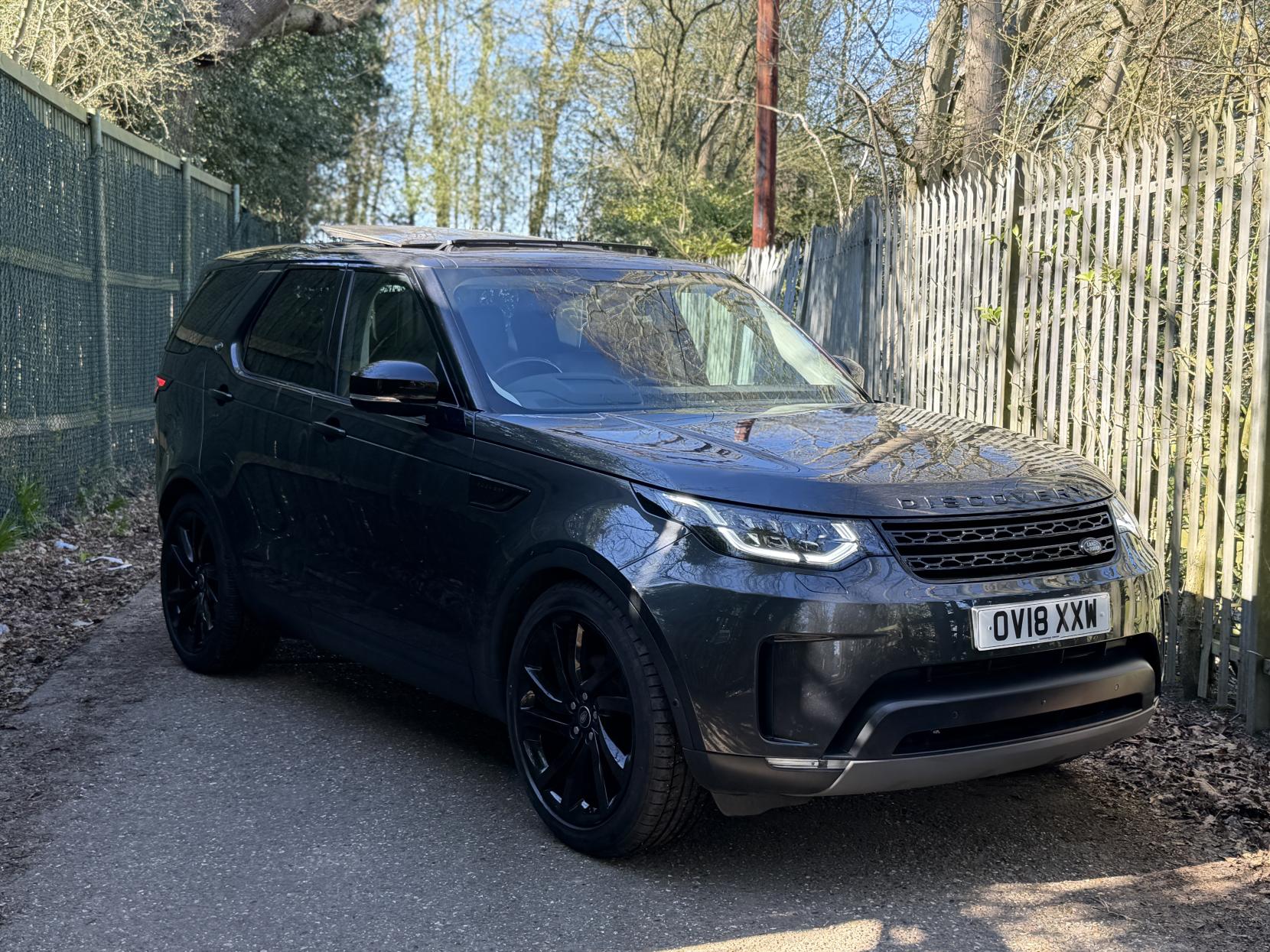 Land Rover Discovery 2.0 SD4 HSE Luxury SUV 5dr Diesel Auto 4WD Euro 6 (s/s) (240 ps)