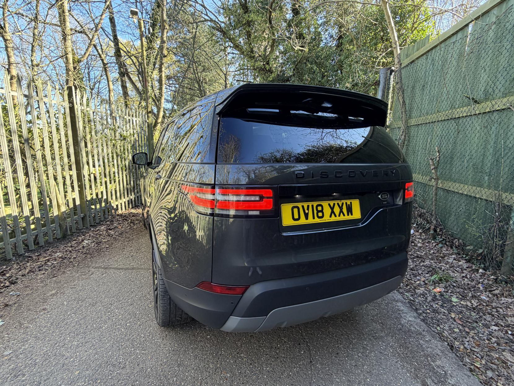 Land Rover Discovery 2.0 SD4 HSE Luxury SUV 5dr Diesel Auto 4WD Euro 6 (s/s) (240 ps)