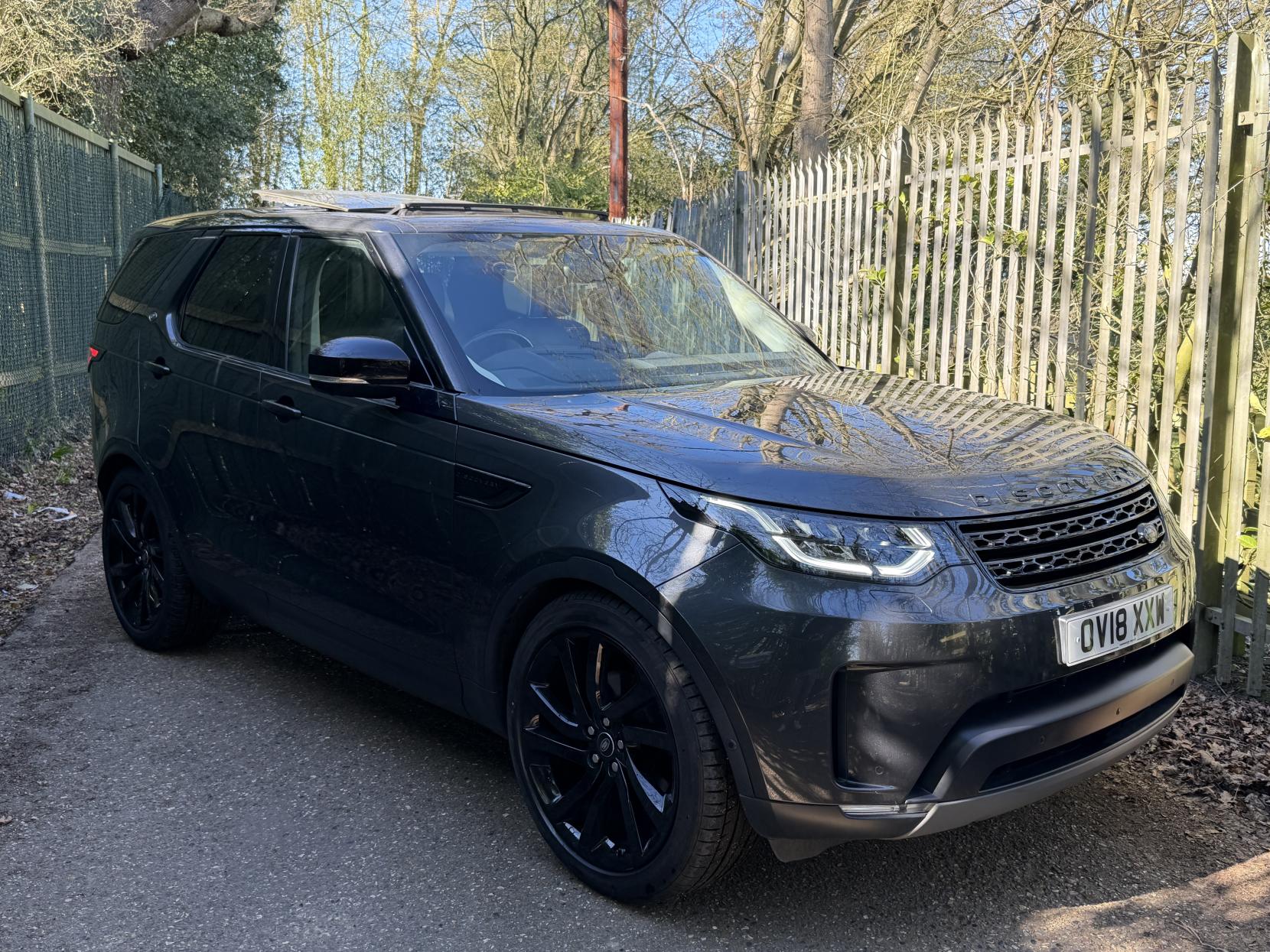 Land Rover Discovery 2.0 SD4 HSE Luxury SUV 5dr Diesel Auto 4WD Euro 6 (s/s) (240 ps)