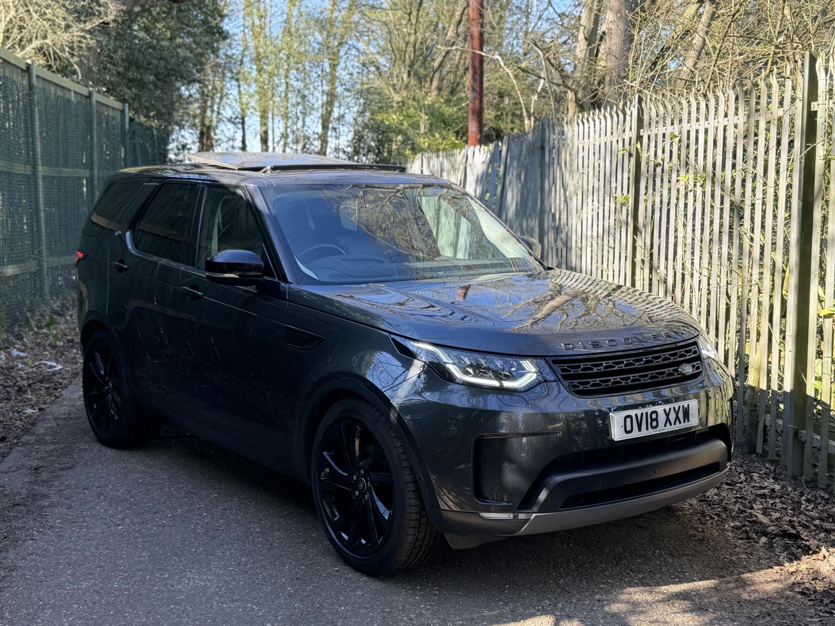 Land Rover Discovery 2.0 SD4 HSE Luxury SUV 5dr Diesel Auto 4WD Euro 6 (s/s) (240 ps)