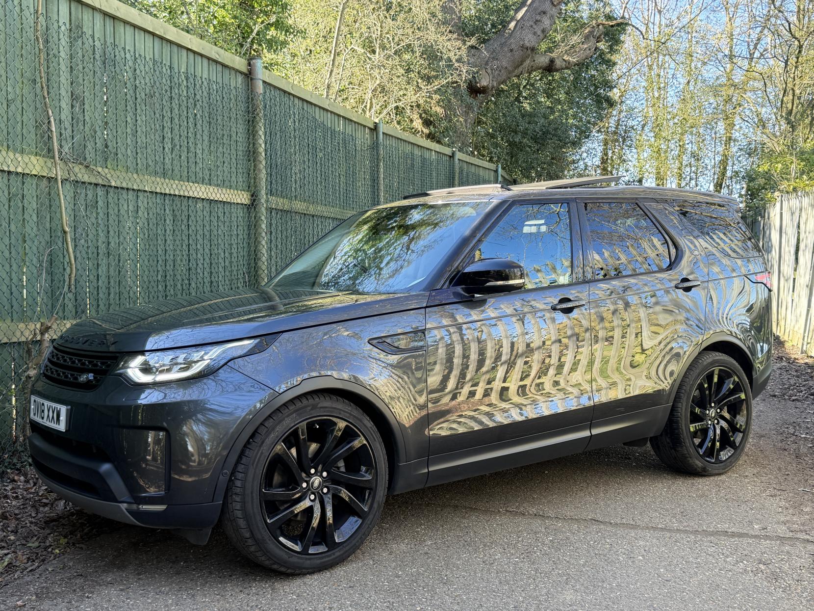 Land Rover Discovery 2.0 SD4 HSE Luxury SUV 5dr Diesel Auto 4WD Euro 6 (s/s) (240 ps)