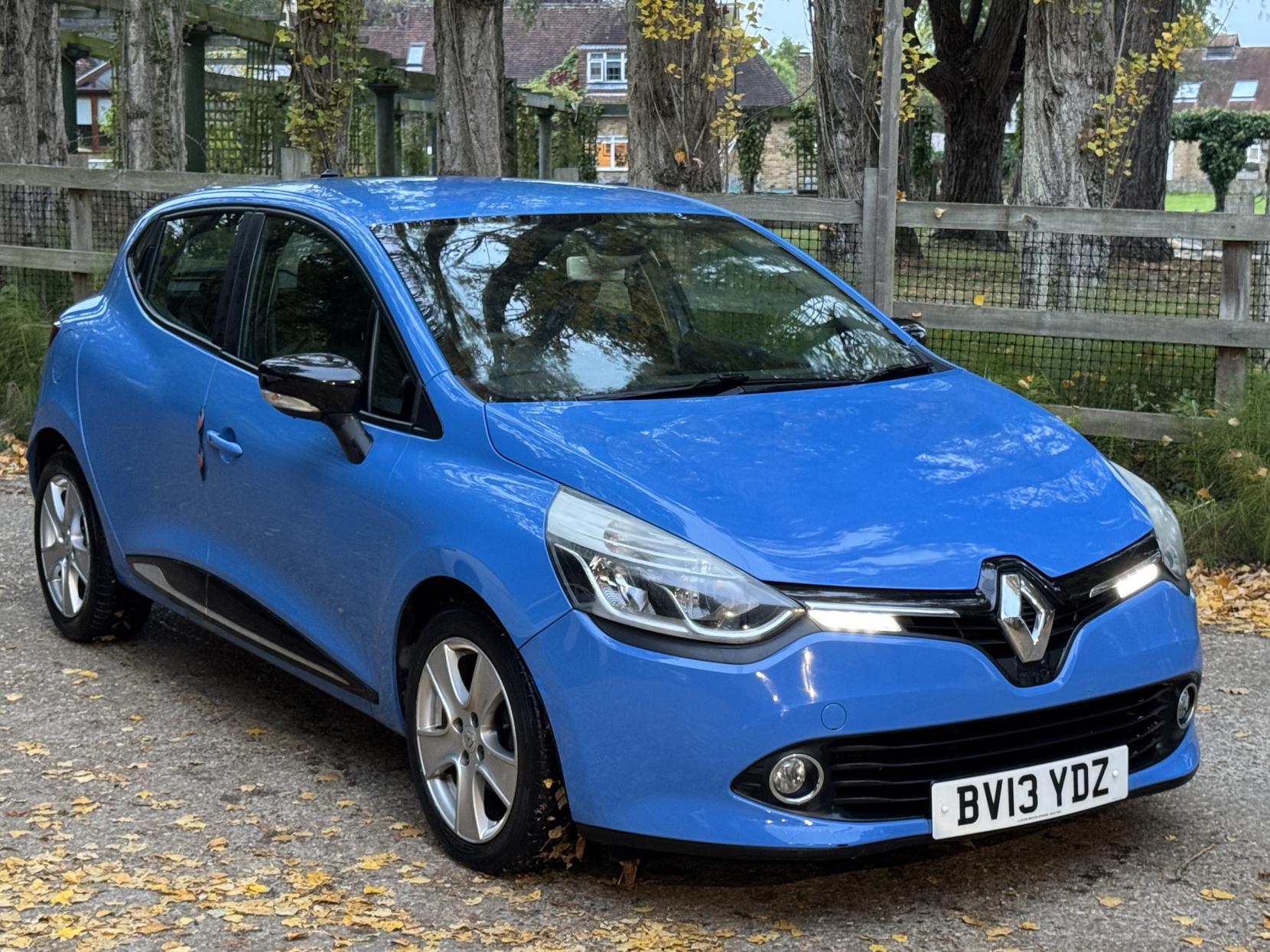 Renault Clio 0.9 TCe Dynamique MediaNav Hatchback 5dr Petrol Manual Euro 5 (s/s) (90 ps)