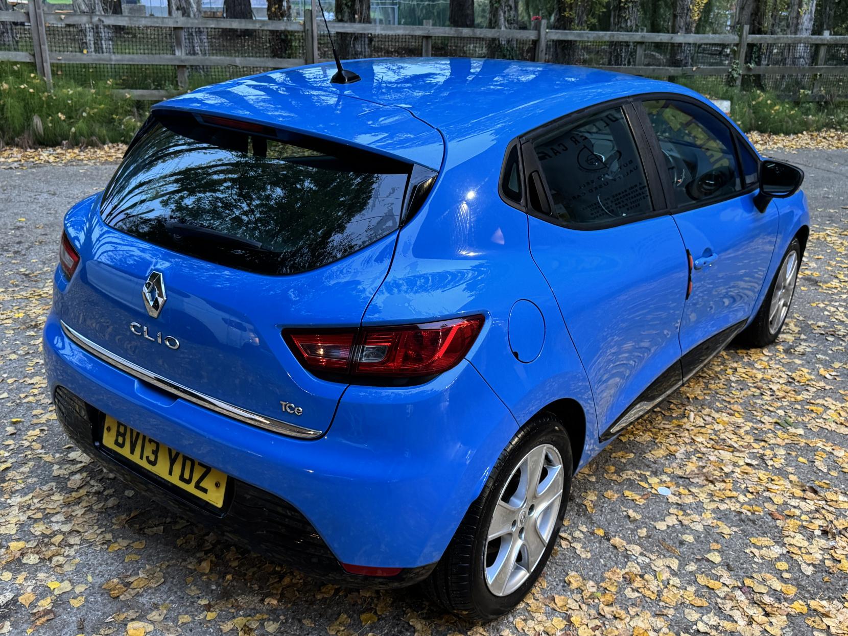 Renault Clio 0.9 TCe Dynamique MediaNav Hatchback 5dr Petrol Manual Euro 5 (s/s) (90 ps)