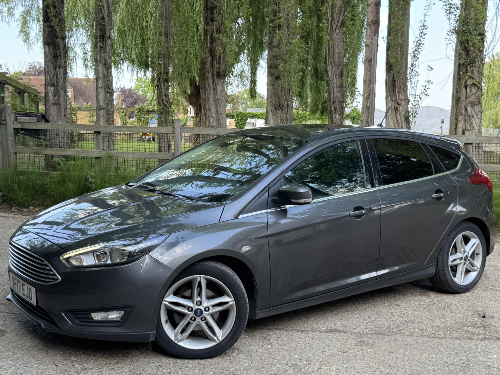 Ford Focus 1.0T EcoBoost Zetec Edition Hatchback 5dr Petrol Manual Euro 6 (s/s) (125 ps)
