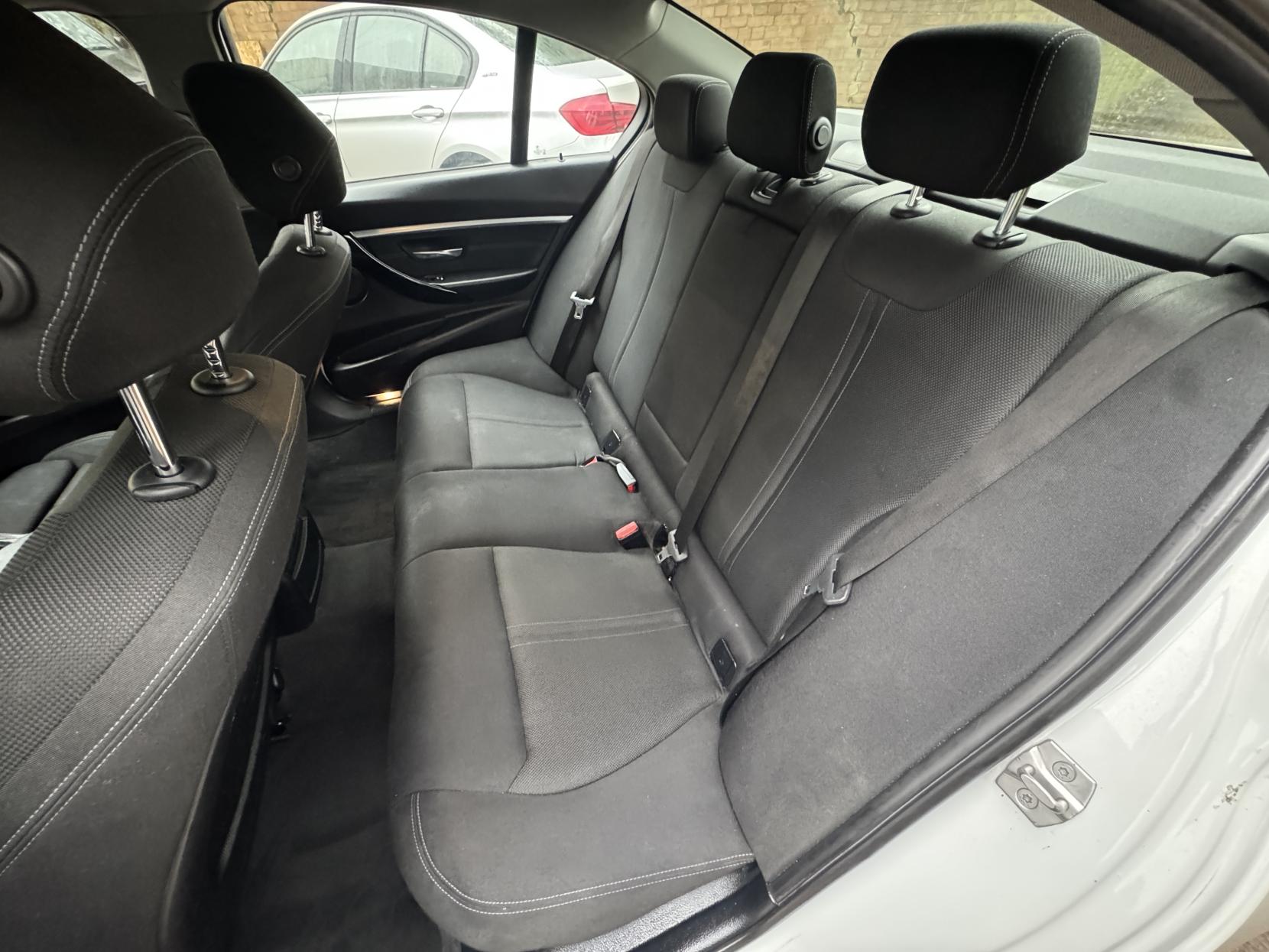 BMW 3 Series 1.5 318i Sport Saloon 4dr Petrol Manual Euro 6 (s/s) (136 ps)