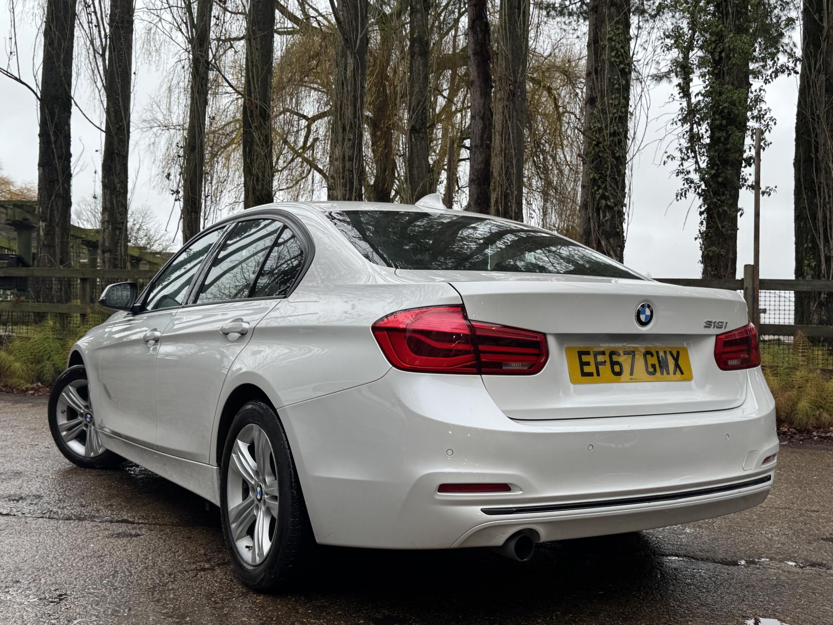 BMW 3 Series 1.5 318i Sport Saloon 4dr Petrol Manual Euro 6 (s/s) (136 ps)