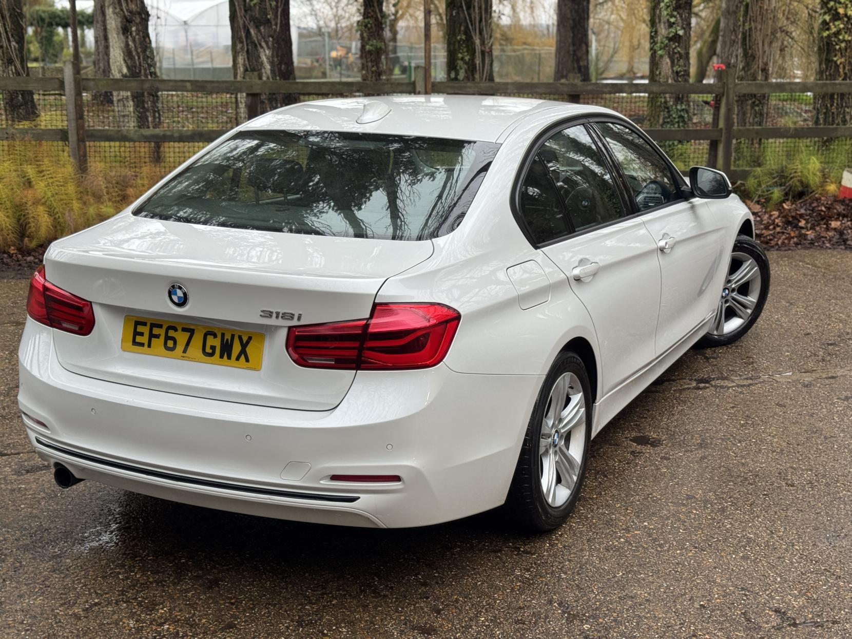 BMW 3 Series 1.5 318i Sport Saloon 4dr Petrol Manual Euro 6 (s/s) (136 ps)