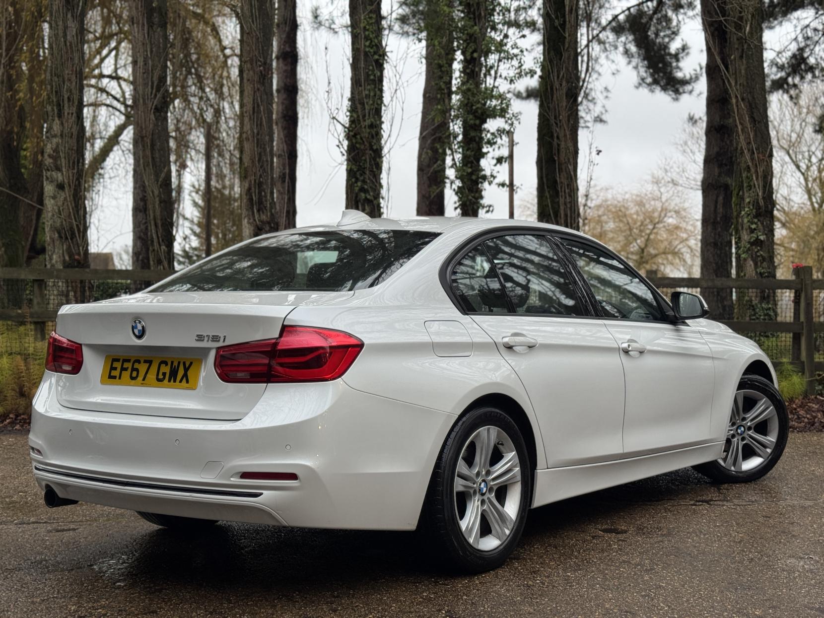 BMW 3 Series 1.5 318i Sport Saloon 4dr Petrol Manual Euro 6 (s/s) (136 ps)