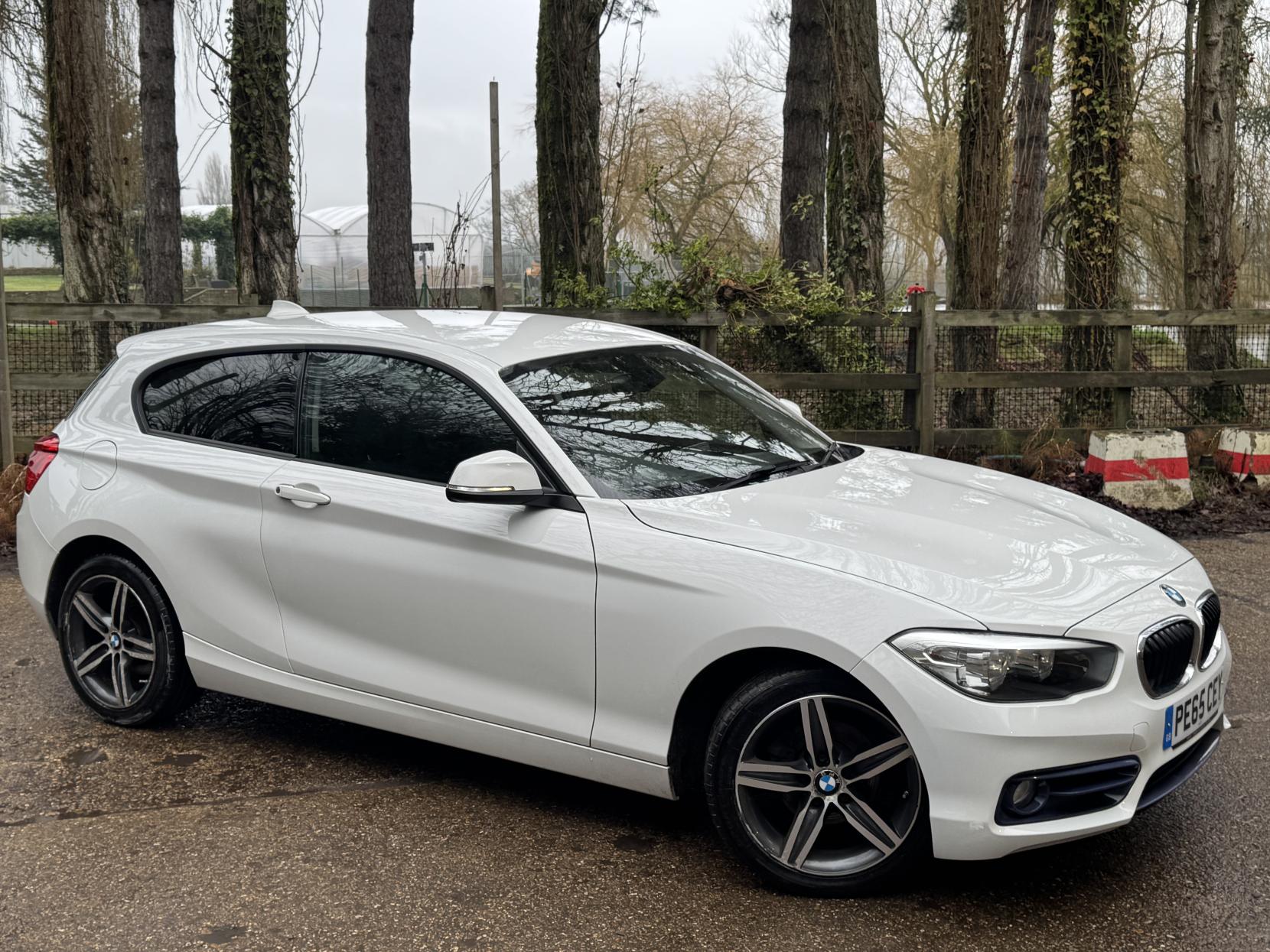 BMW 1 Series 1.5 118i Sport Hatchback 3dr Petrol Manual Euro 6 (s/s) (136 ps)