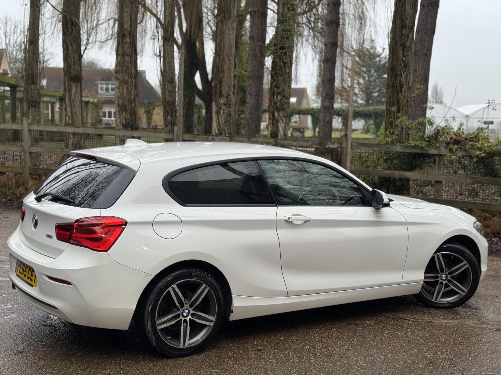 BMW 1 Series 1.5 118i Sport Hatchback 3dr Petrol Manual Euro 6 (s/s) (136 ps)