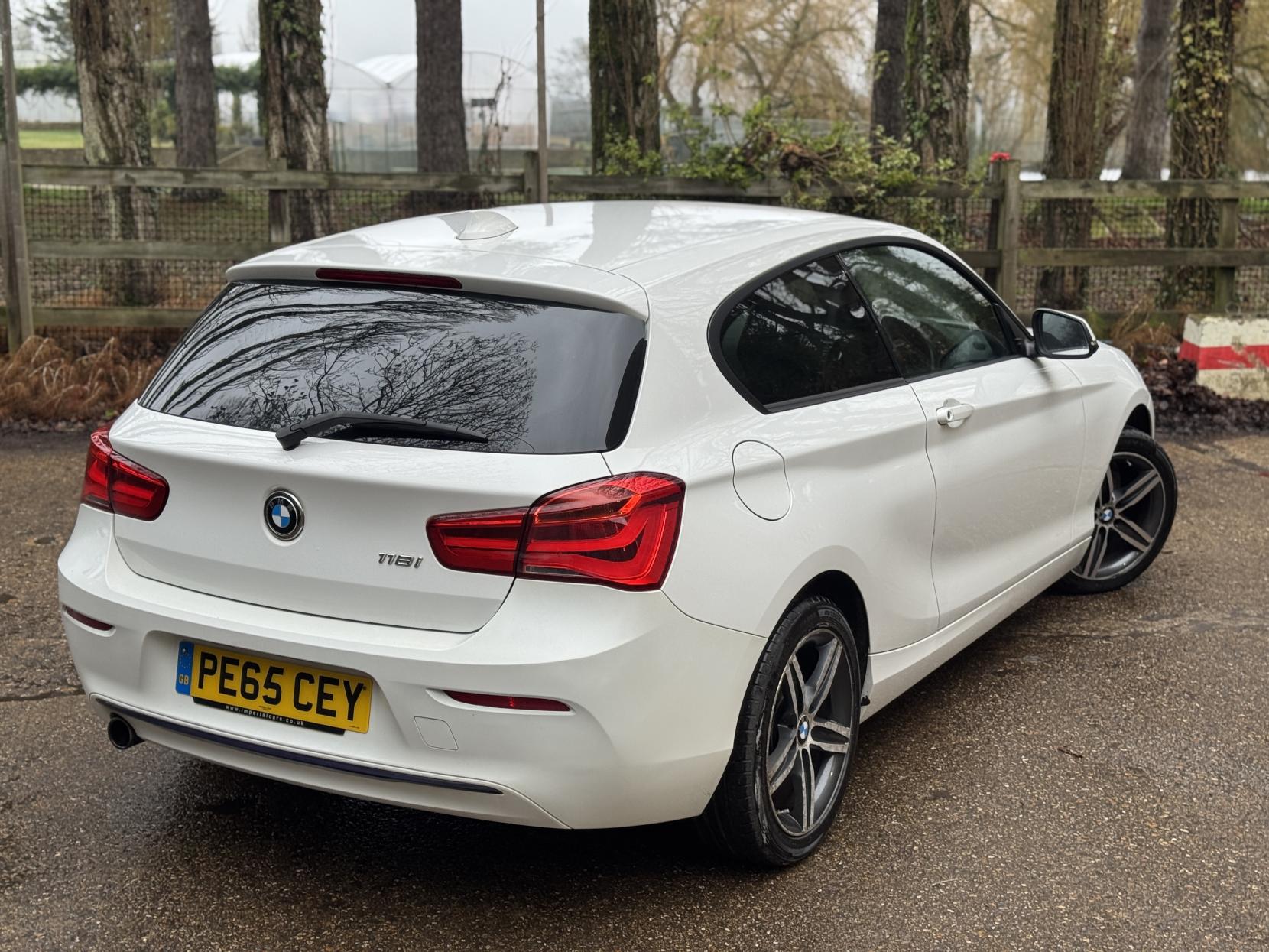 BMW 1 Series 1.5 118i Sport Hatchback 3dr Petrol Manual Euro 6 (s/s) (136 ps)