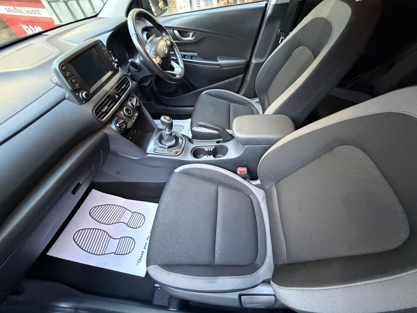 Hyundai KONA 1.0 T-GDi Play SUV 5dr Petrol Manual Euro 6 (s/s) (120 ps)