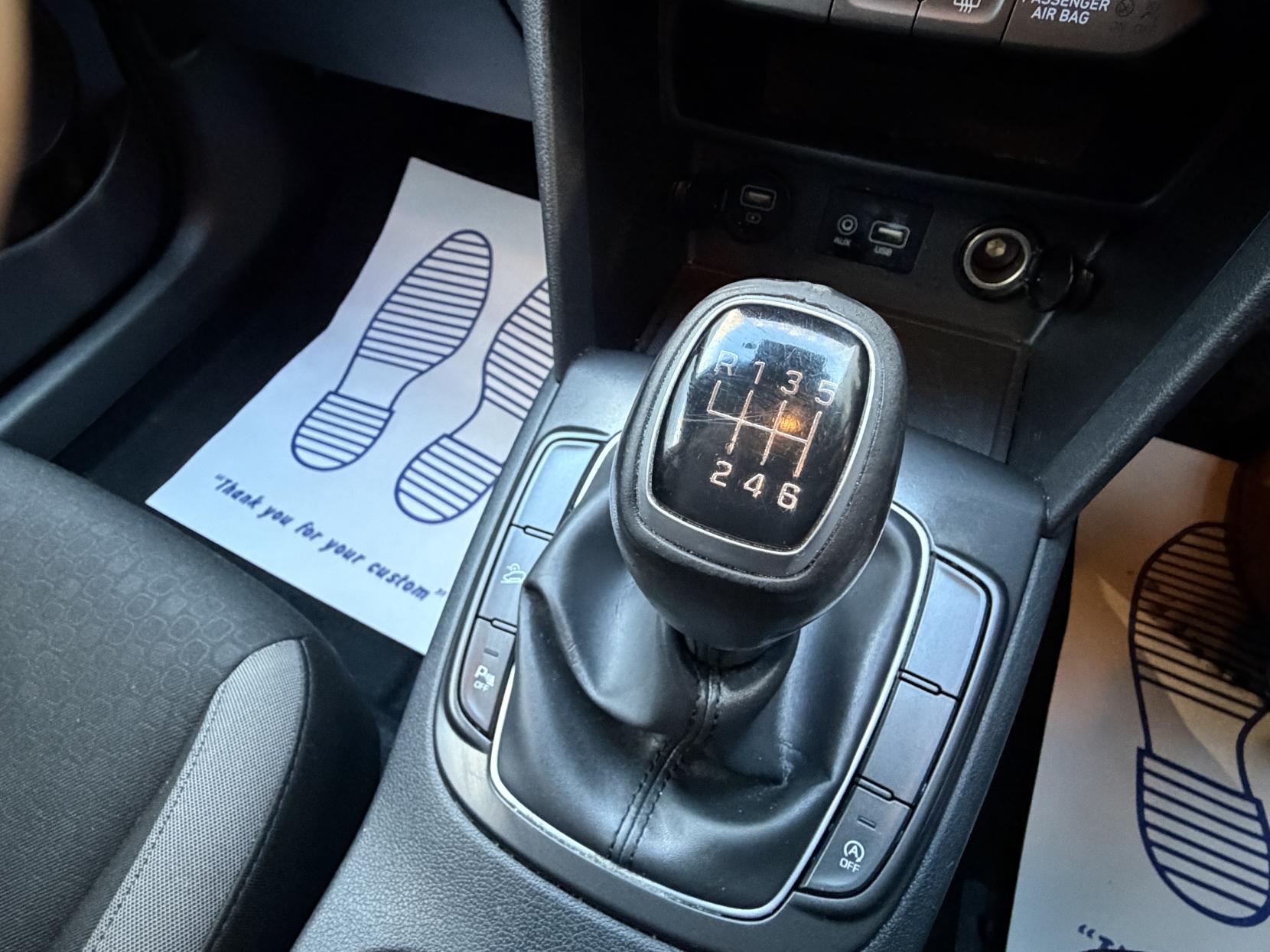 Hyundai KONA 1.0 T-GDi Play SUV 5dr Petrol Manual Euro 6 (s/s) (120 ps)