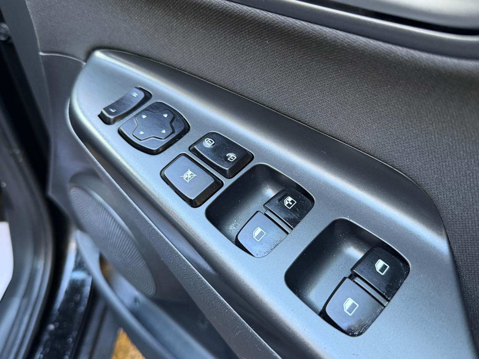 Hyundai KONA 1.0 T-GDi Play SUV 5dr Petrol Manual Euro 6 (s/s) (120 ps)