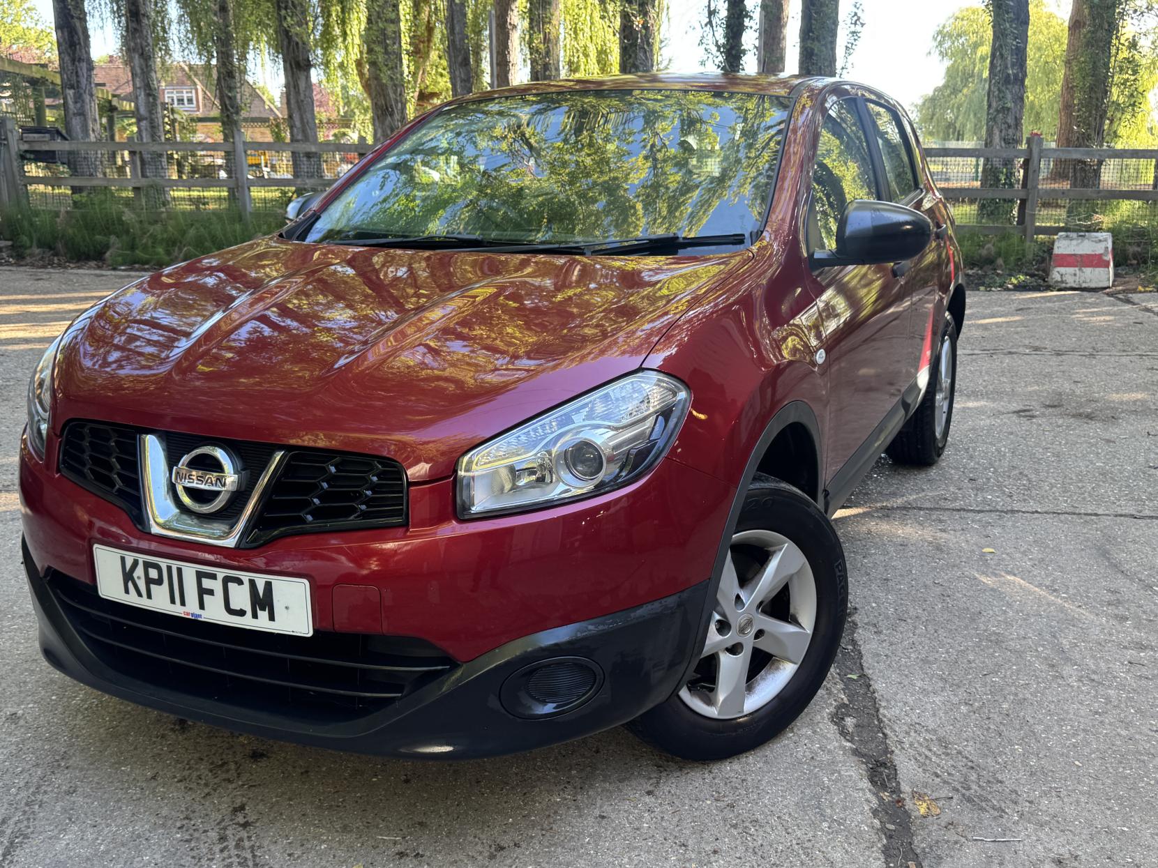 Nissan Qashqai 1.6 Visia SUV 5dr Petrol Manual 2WD Euro 5 (s/s) (117 ps)