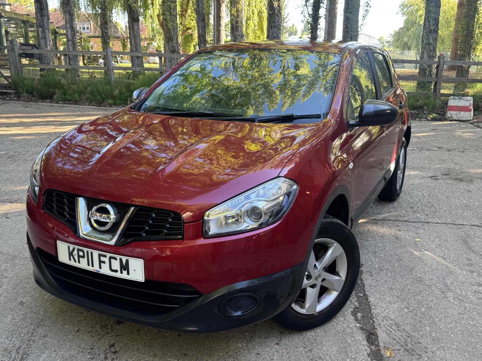 Nissan Qashqai 1.6 Visia SUV 5dr Petrol Manual 2WD Euro 5 (s/s) (117 ps)