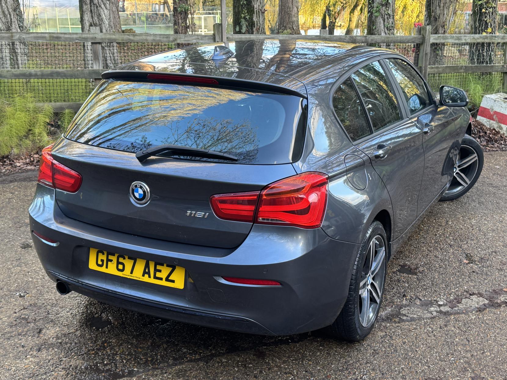 BMW 1 Series 1.5 118i Sport Hatchback 5dr Petrol Manual Euro 6 (s/s) (136 ps)