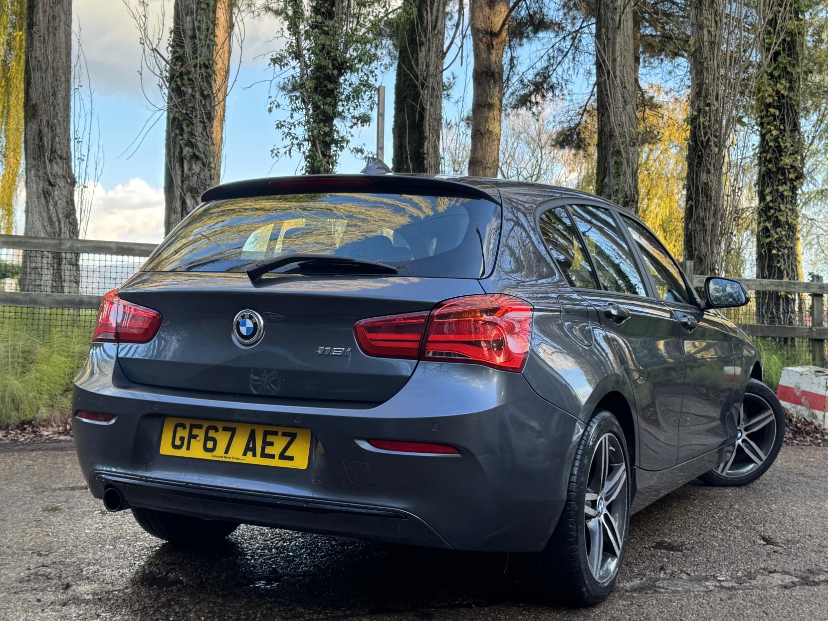 BMW 1 Series 1.5 118i Sport Hatchback 5dr Petrol Manual Euro 6 (s/s) (136 ps)