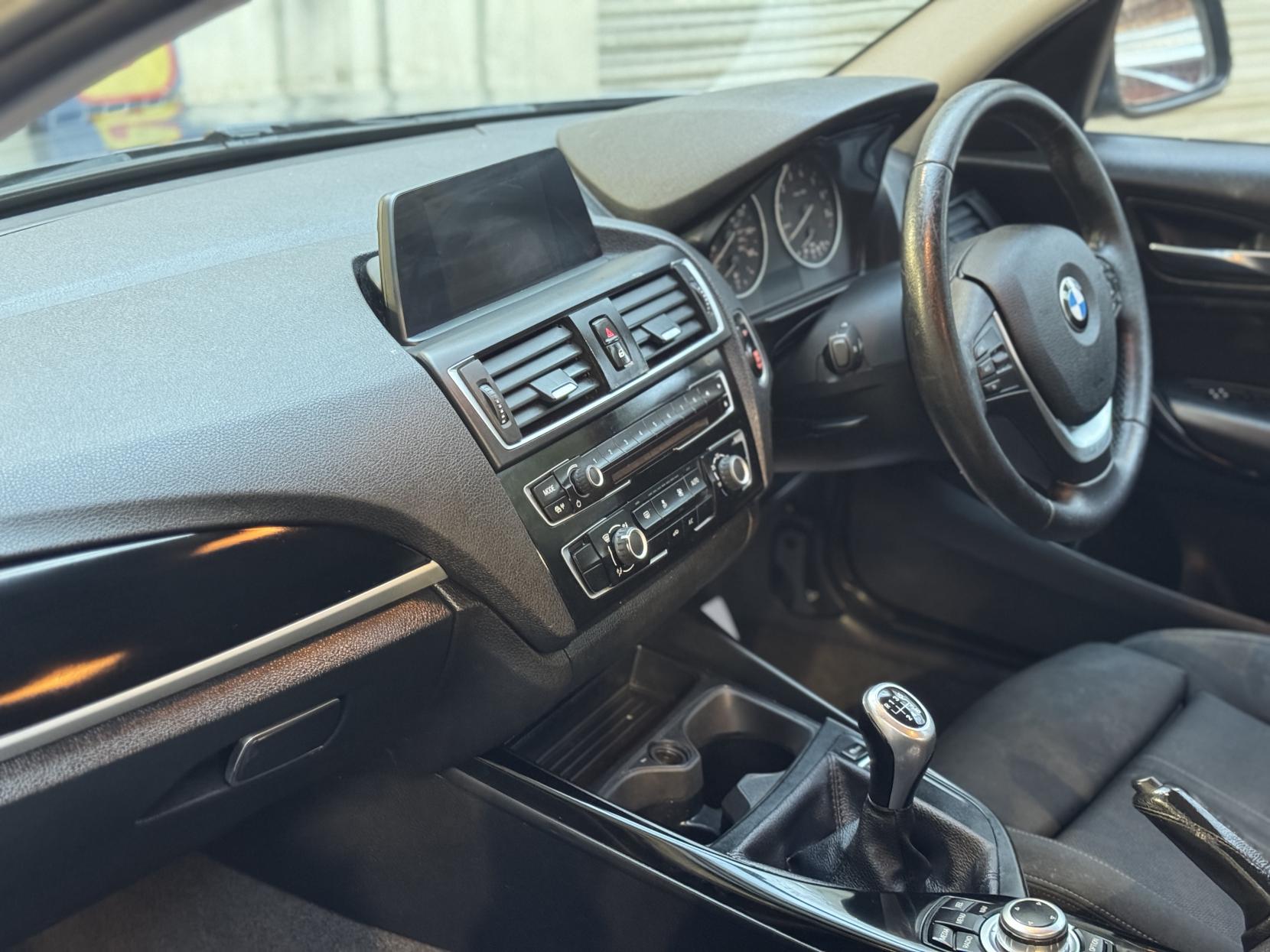 BMW 1 Series 1.5 118i Sport Hatchback 5dr Petrol Manual Euro 6 (s/s) (136 ps)