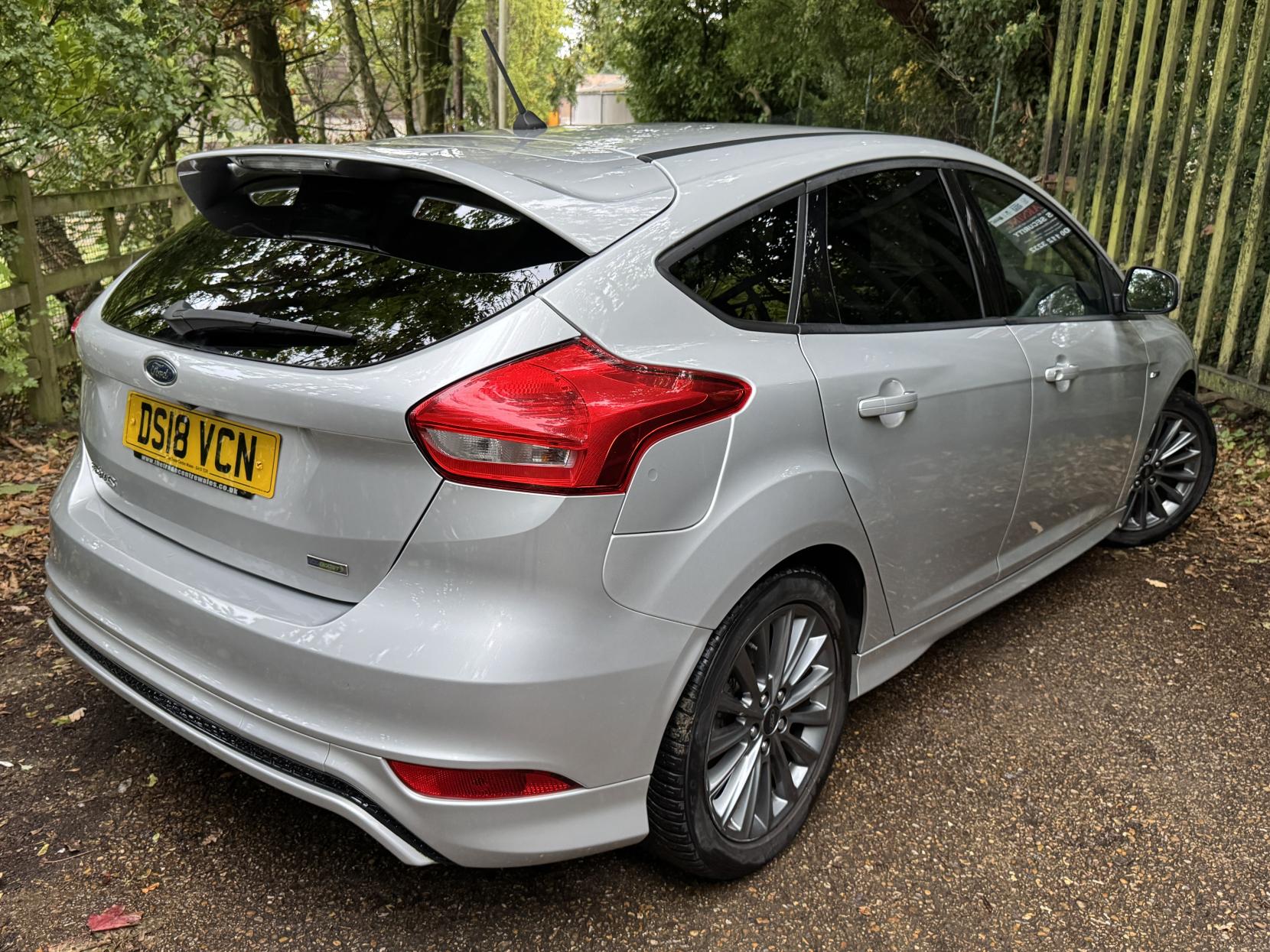 Ford Focus 1.0T EcoBoost ST-Line Hatchback 5dr Petrol Manual Euro 6 (s/s) (140 ps)