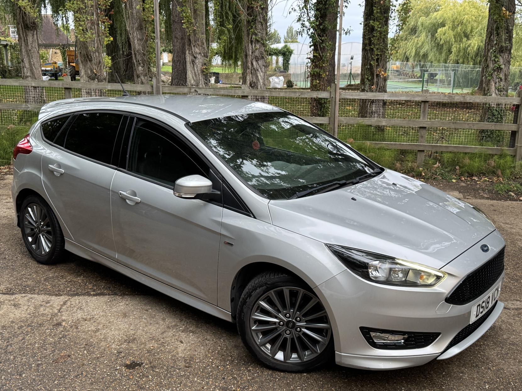 Ford Focus 1.0T EcoBoost ST-Line Hatchback 5dr Petrol Manual Euro 6 (s/s) (140 ps)