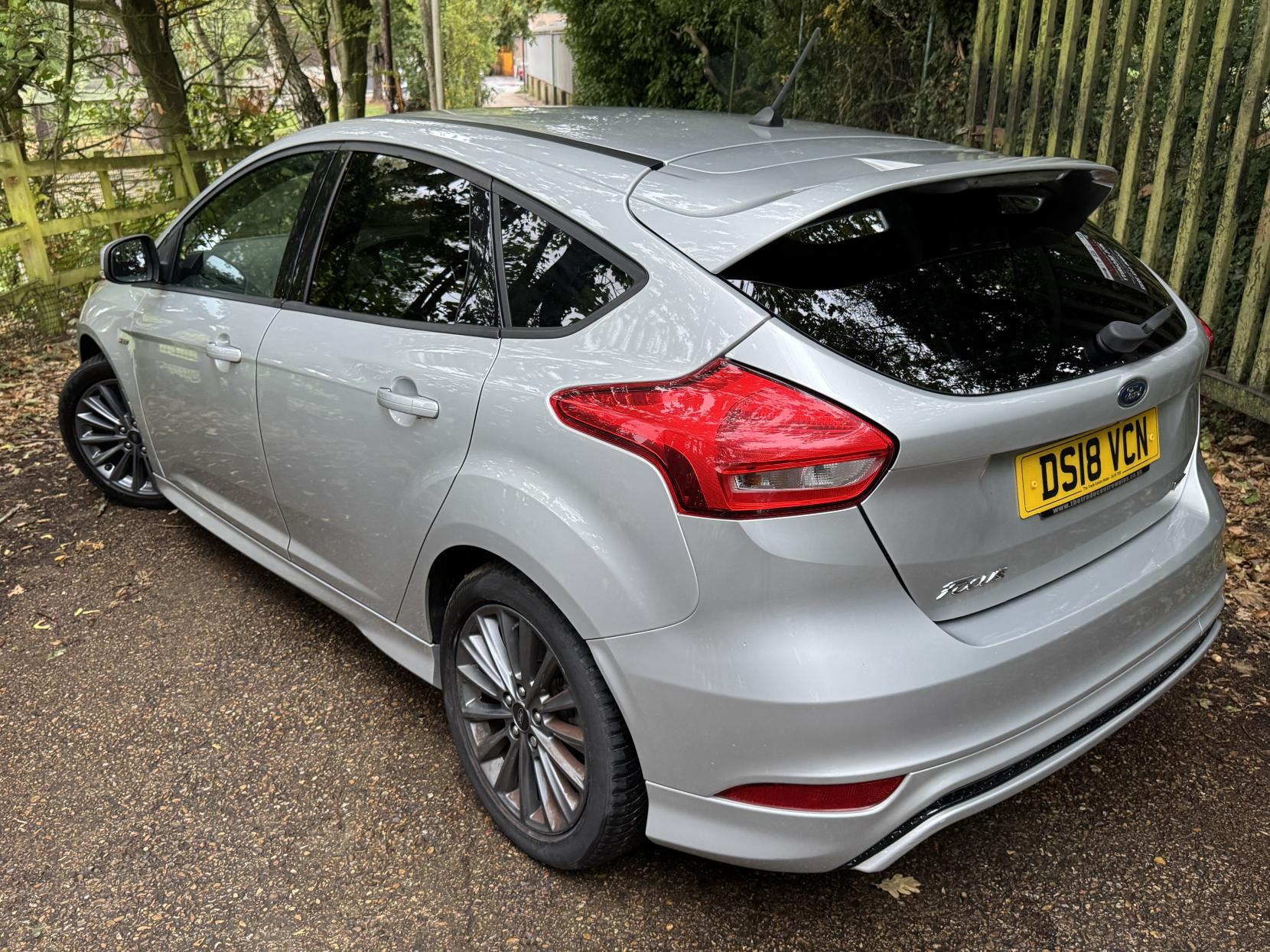 Ford Focus 1.0T EcoBoost ST-Line Hatchback 5dr Petrol Manual Euro 6 (s/s) (140 ps)