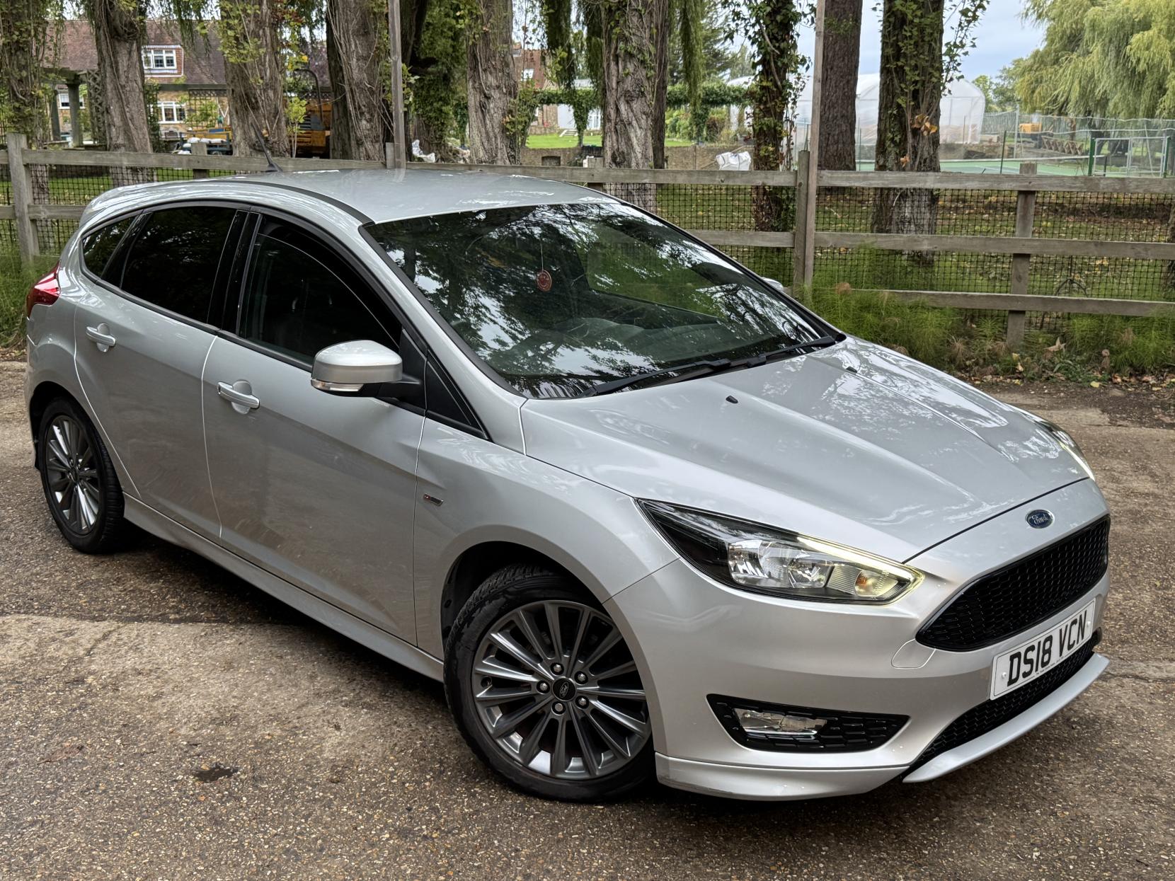 Ford Focus 1.0T EcoBoost ST-Line Hatchback 5dr Petrol Manual Euro 6 (s/s) (140 ps)