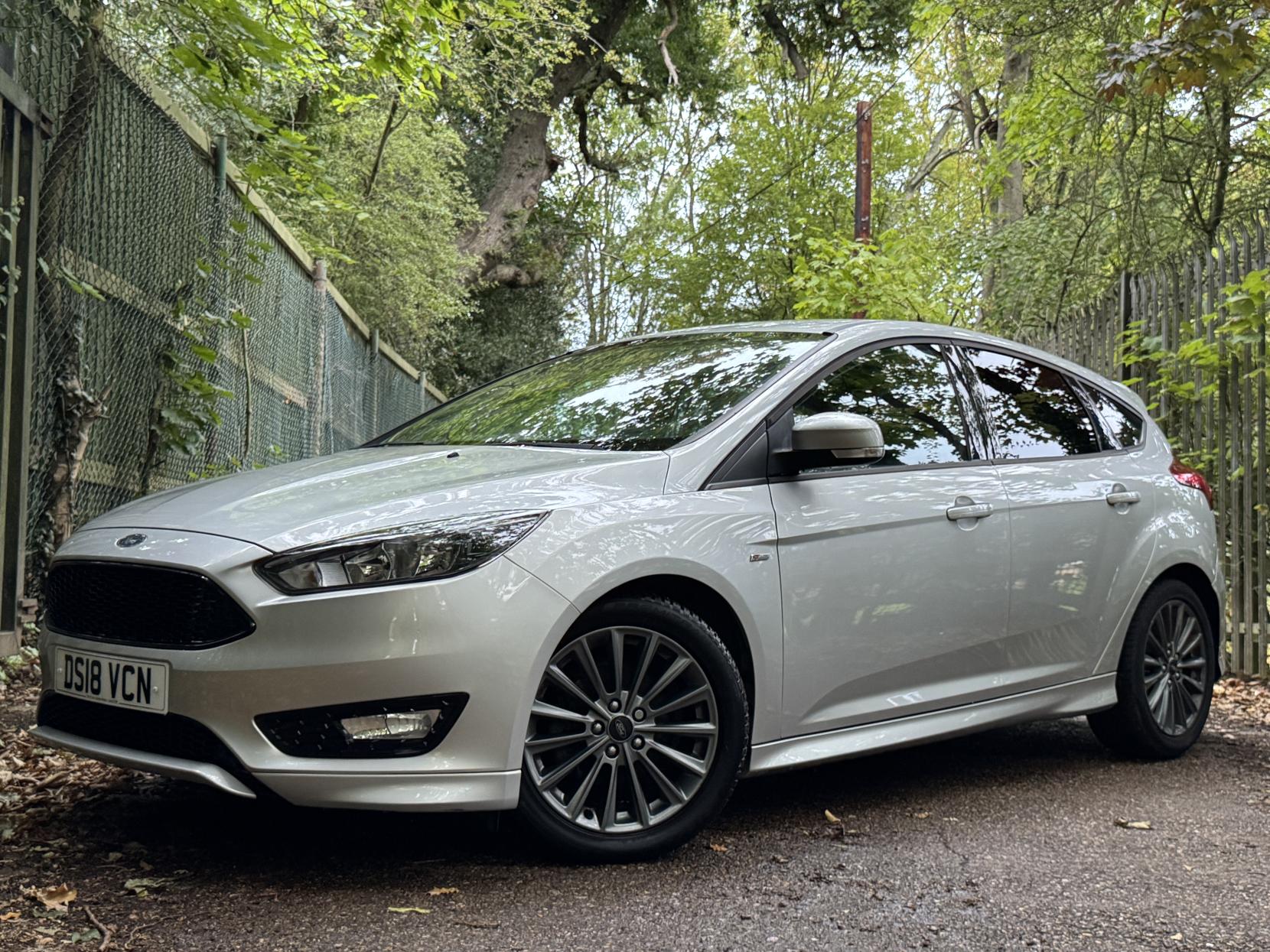 Ford Focus 1.0T EcoBoost ST-Line Hatchback 5dr Petrol Manual Euro 6 (s/s) (140 ps)