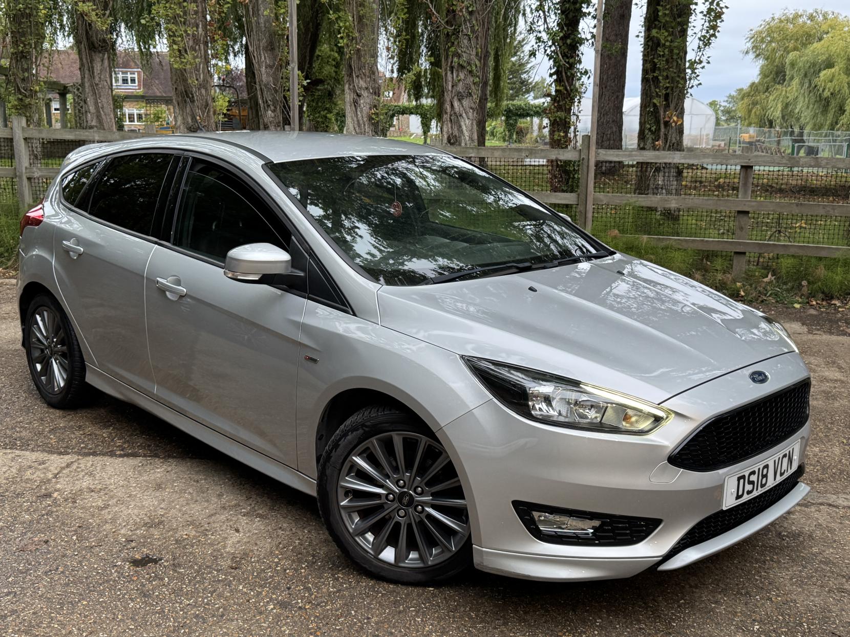 Ford Focus 1.0T EcoBoost ST-Line Hatchback 5dr Petrol Manual Euro 6 (s/s) (140 ps)