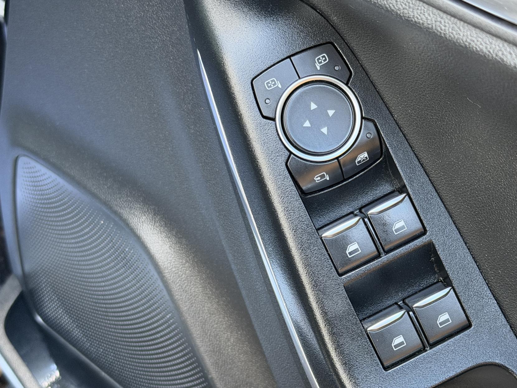 Ford Puma 1.0T EcoBoost MHEV ST-Line SUV 5dr Petrol Manual Euro 6 (s/s) (125 ps)