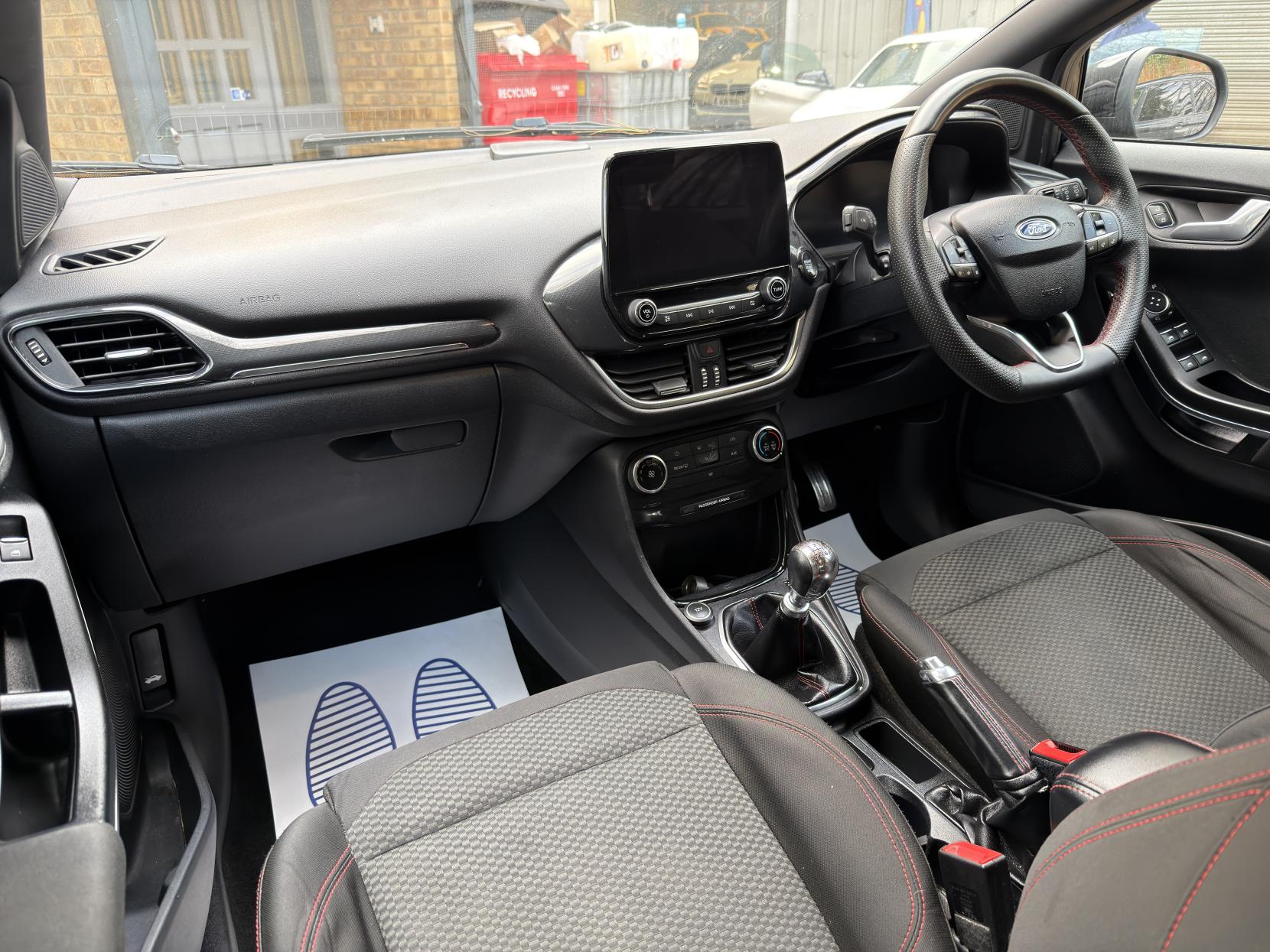 Ford Puma 1.0T EcoBoost MHEV ST-Line SUV 5dr Petrol Manual Euro 6 (s/s) (125 ps)