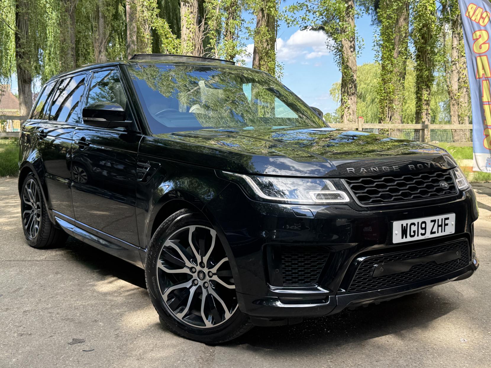 Land Rover Range Rover Sport 3.0 SD V6 HSE Dynamic SUV 5dr Diesel Auto 4WD Euro 6 (s/s) (306 ps)