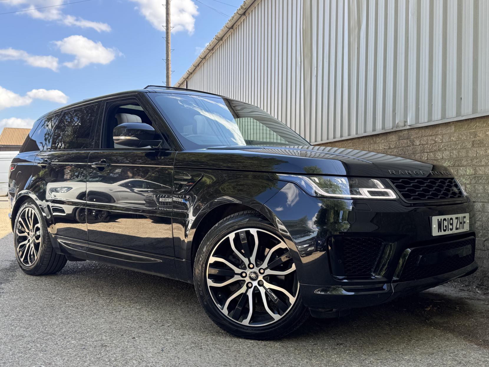 Land Rover Range Rover Sport 3.0 SD V6 HSE Dynamic SUV 5dr Diesel Auto 4WD Euro 6 (s/s) (306 ps)