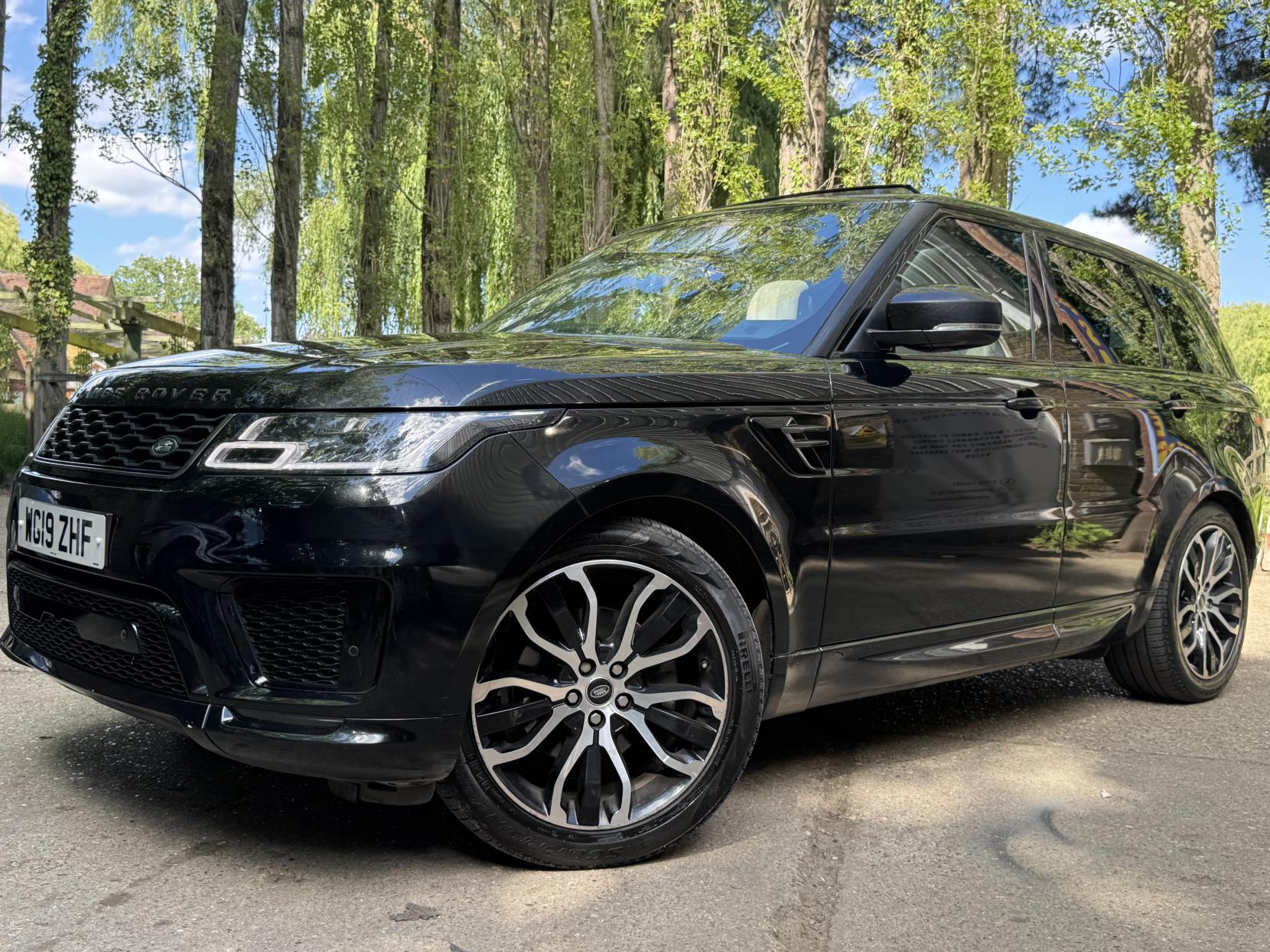 Land Rover Range Rover Sport 3.0 SD V6 HSE Dynamic SUV 5dr Diesel Auto 4WD Euro 6 (s/s) (306 ps)