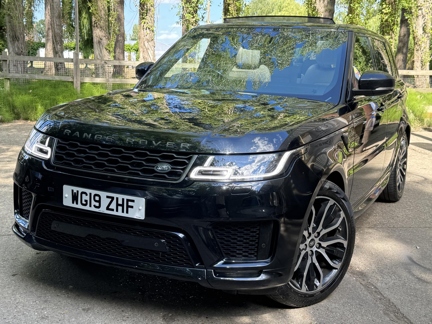 Land Rover Range Rover Sport 3.0 SD V6 HSE Dynamic SUV 5dr Diesel Auto 4WD Euro 6 (s/s) (306 ps)