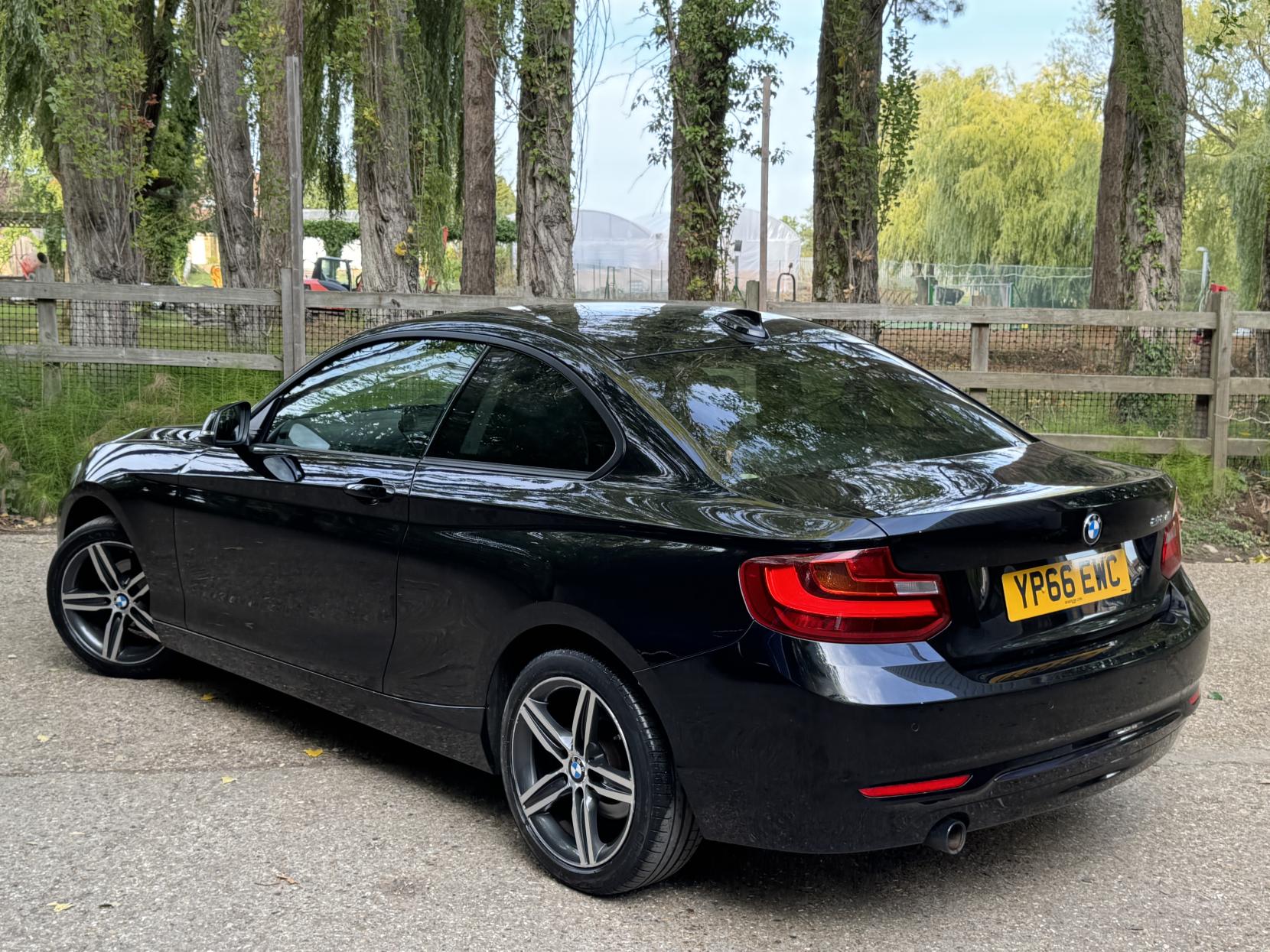 BMW 2 Series 2.0 218d Sport Coupe 2dr Diesel Manual Euro 6 (s/s) (150 ps)