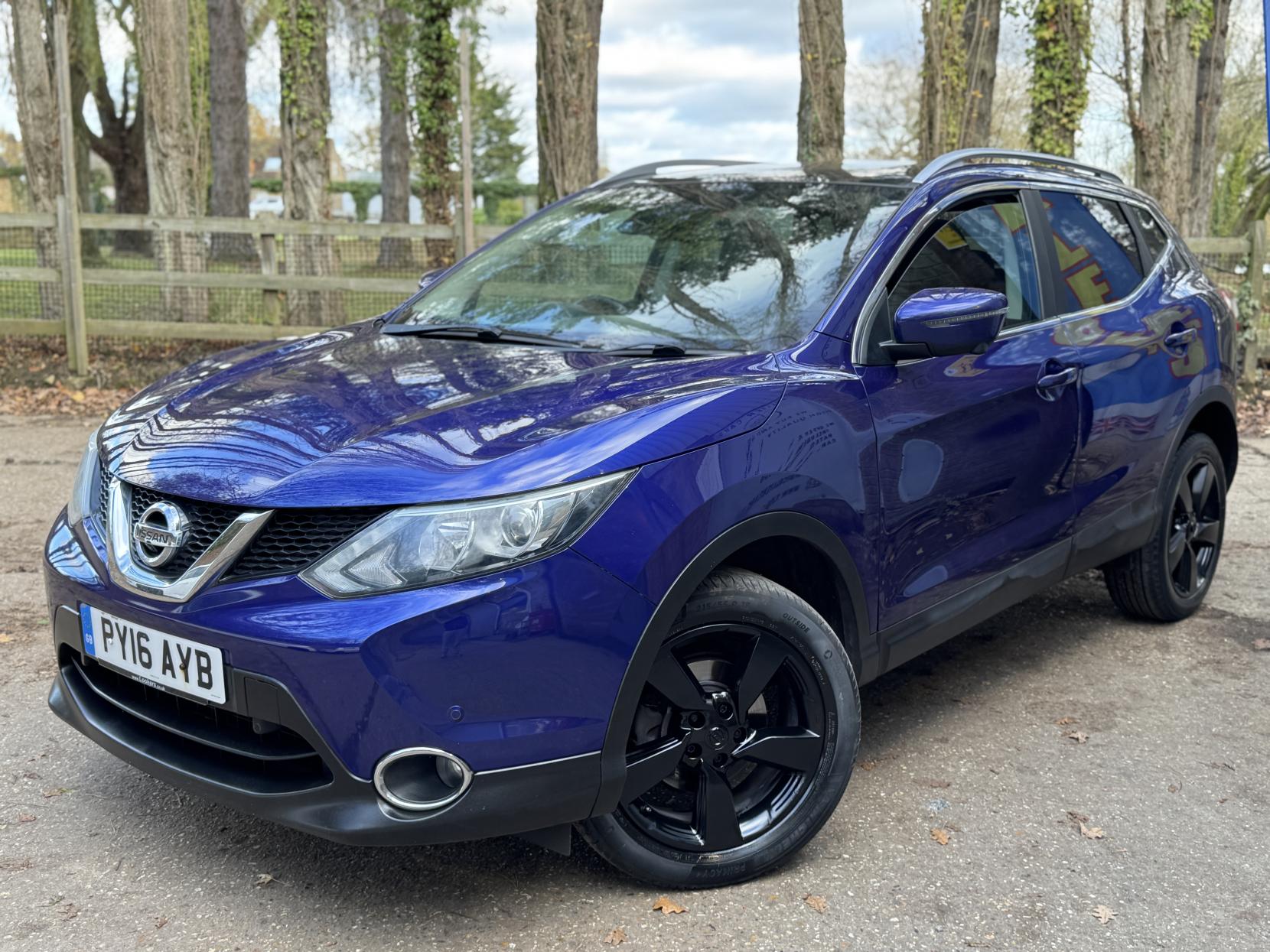 Nissan Qashqai 1.5 dCi N-Connecta SUV 5dr Diesel Manual 2WD Euro 6 (s/s) (110 ps)