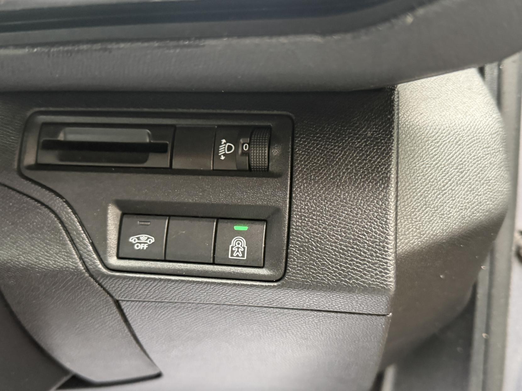 Peugeot 5008 1.2 PureTech Allure SUV 5dr Petrol Manual Euro 6 (s/s) (130 ps)