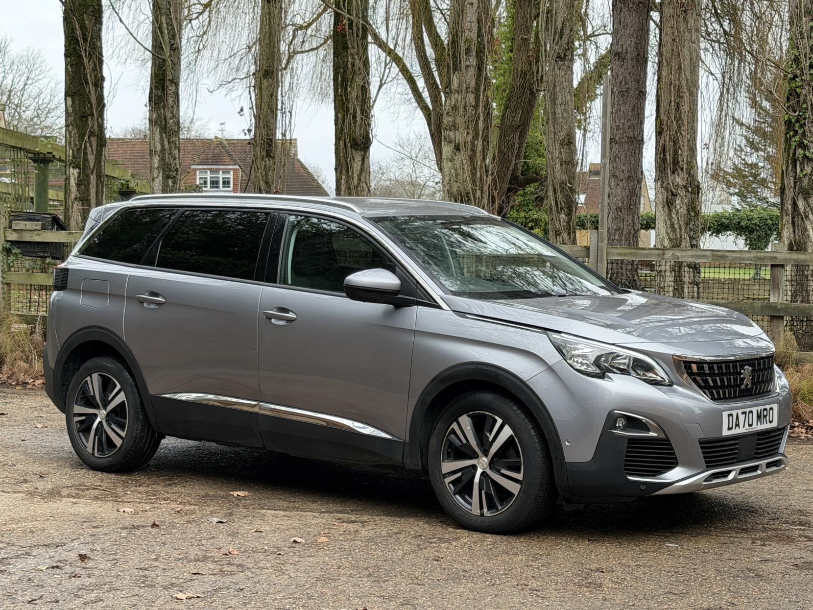 Peugeot 5008 1.2 PureTech Allure SUV 5dr Petrol Manual Euro 6 (s/s) (130 ps)