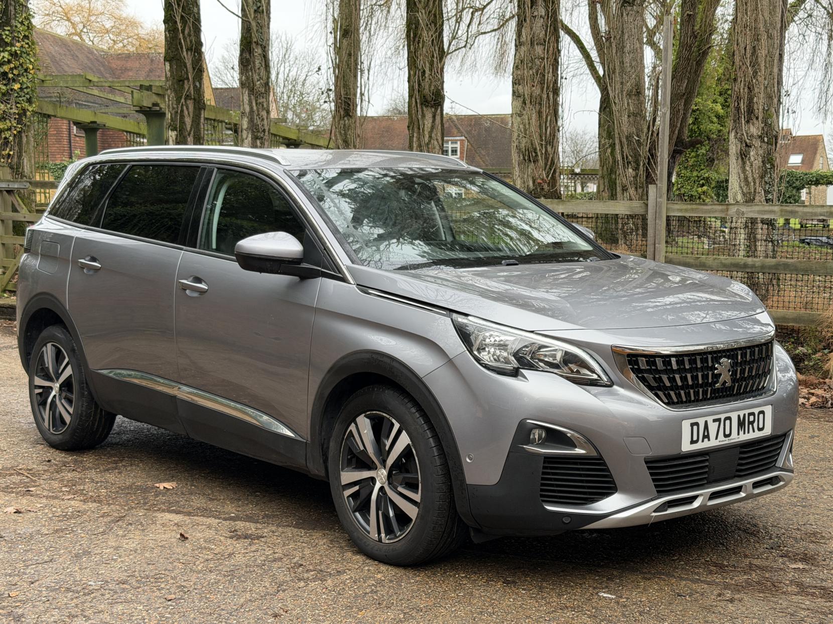 Peugeot 5008 1.2 PureTech Allure SUV 5dr Petrol Manual Euro 6 (s/s) (130 ps)