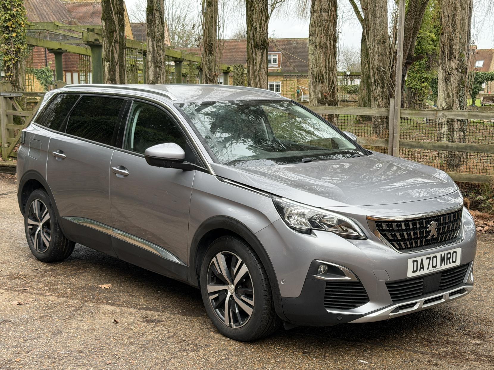 Peugeot 5008 1.2 PureTech Allure SUV 5dr Petrol Manual Euro 6 (s/s) (130 ps)