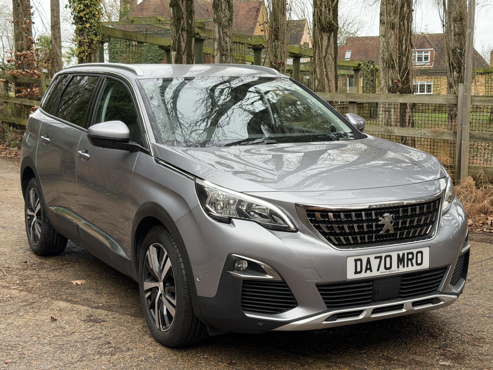 Peugeot 5008 1.2 PureTech Allure SUV 5dr Petrol Manual Euro 6 (s/s) (130 ps)