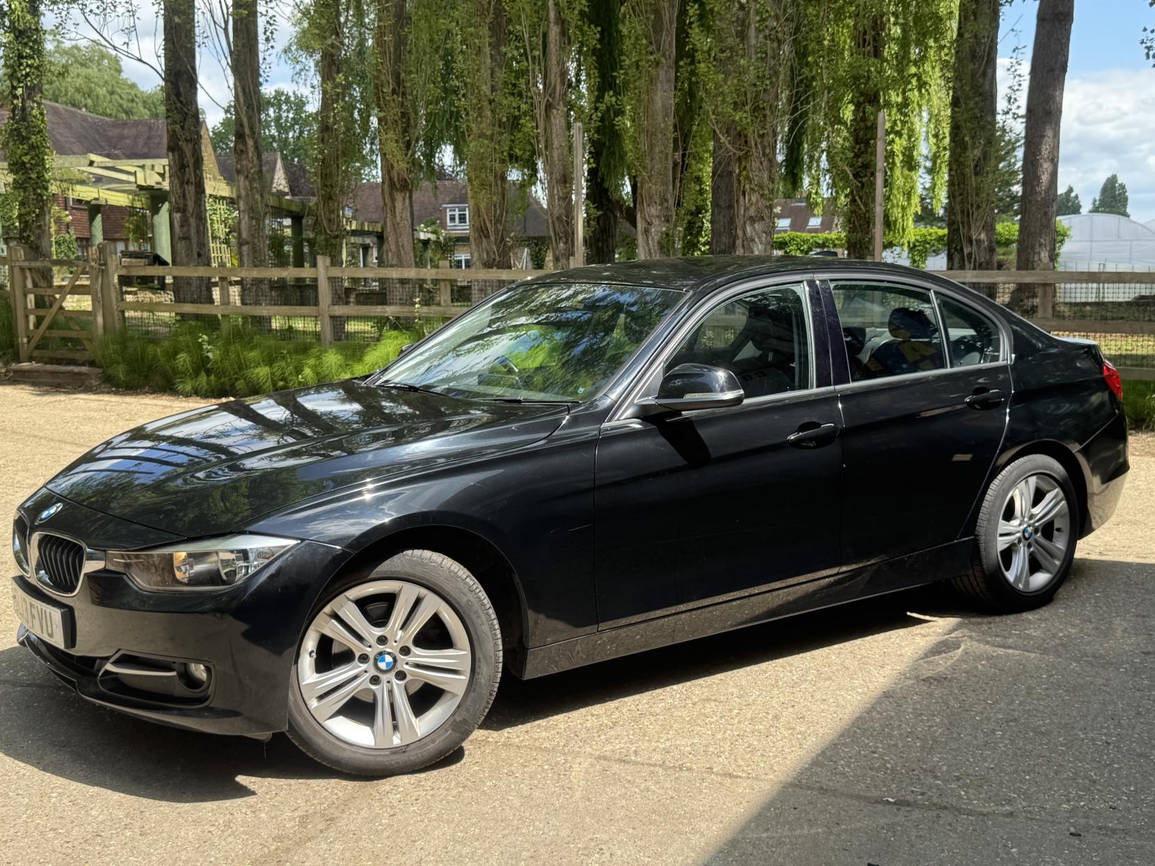 BMW 3 Series 1.6 316i Sport Saloon 4dr Petrol Manual Euro 5 (s/s) (136 ps)