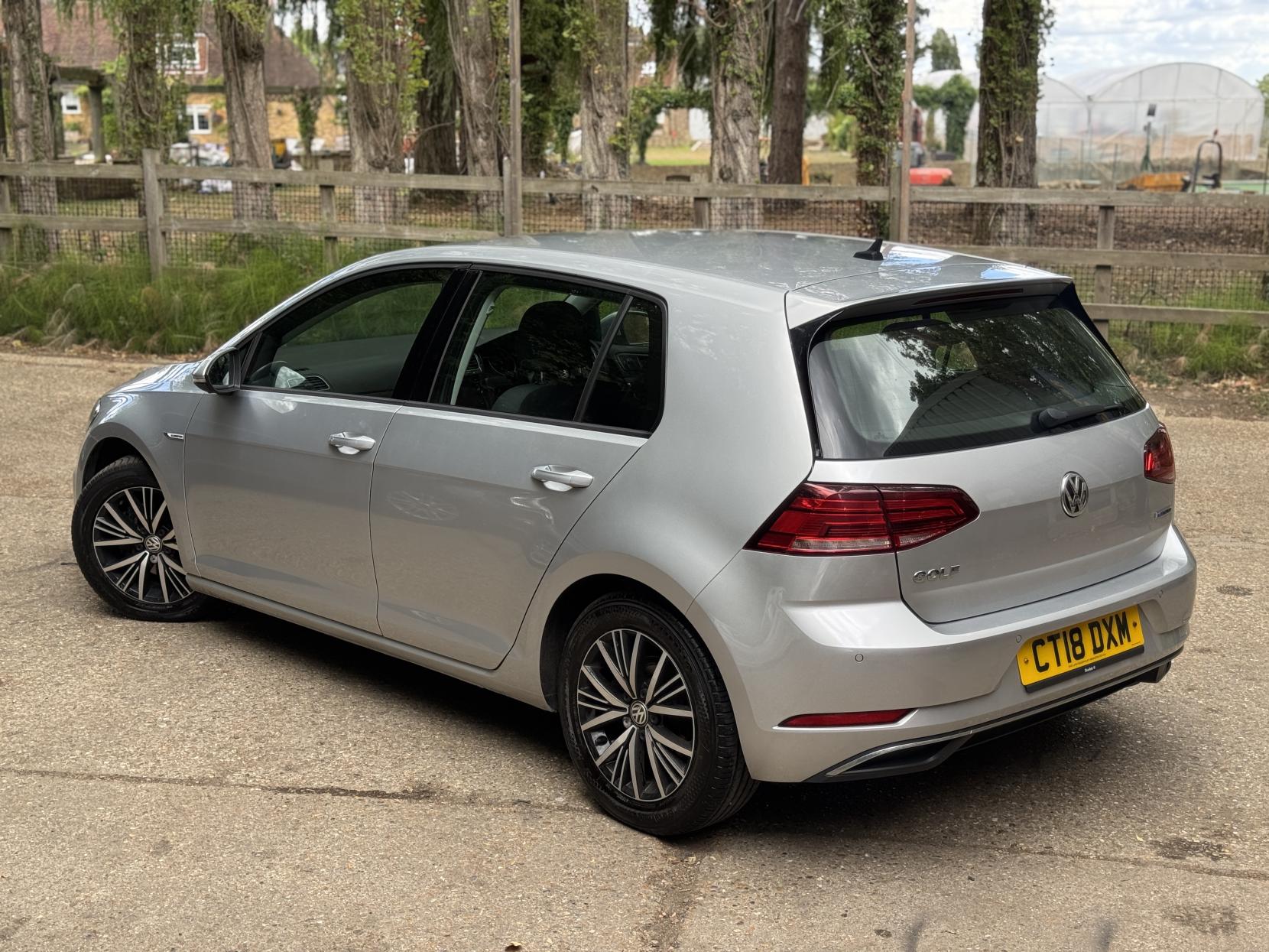 Volkswagen Golf 1.5 TSI EVO SE Nav Hatchback 5dr Petrol Manual Euro 6 (s/s) (130 ps)